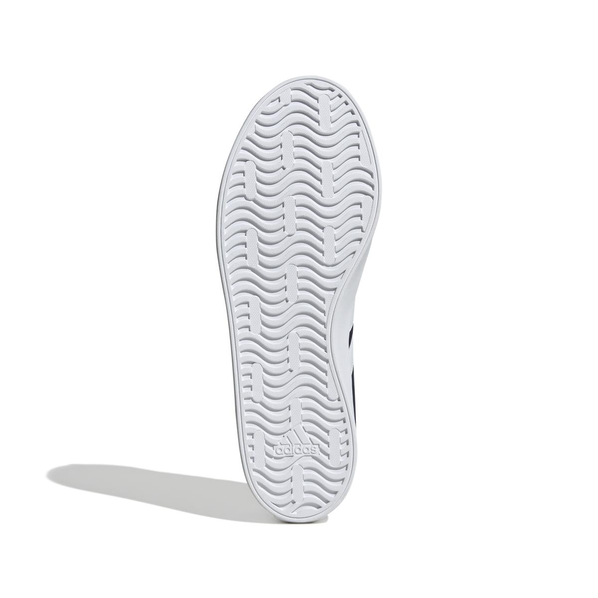 product/a/d/adidas_id6275_4_footwear_photography_bottom_view_white.jpg
