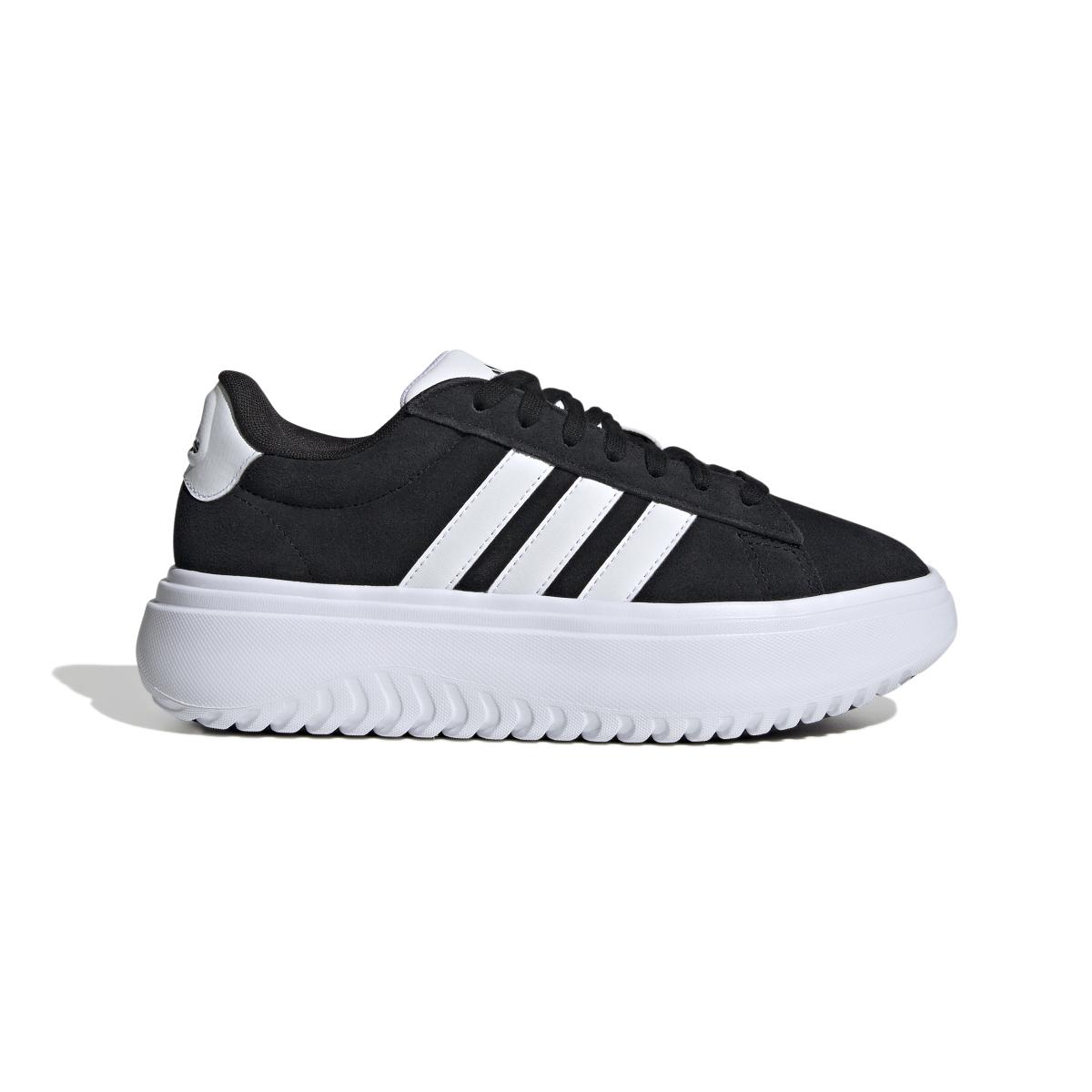 product/a/d/adidas_ie1102_1_footwear_photography_side_lateral_center_view_white.jpg
