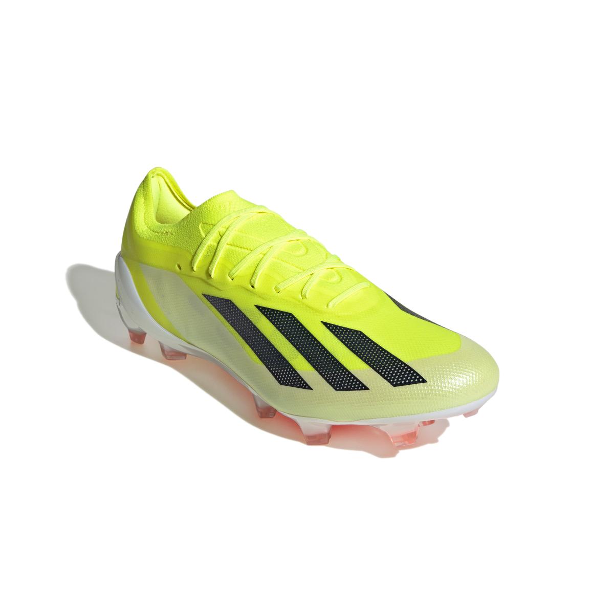 product/a/d/adidas_ie2376_5_footwear_photography_front_lateral_top_view_white.jpg