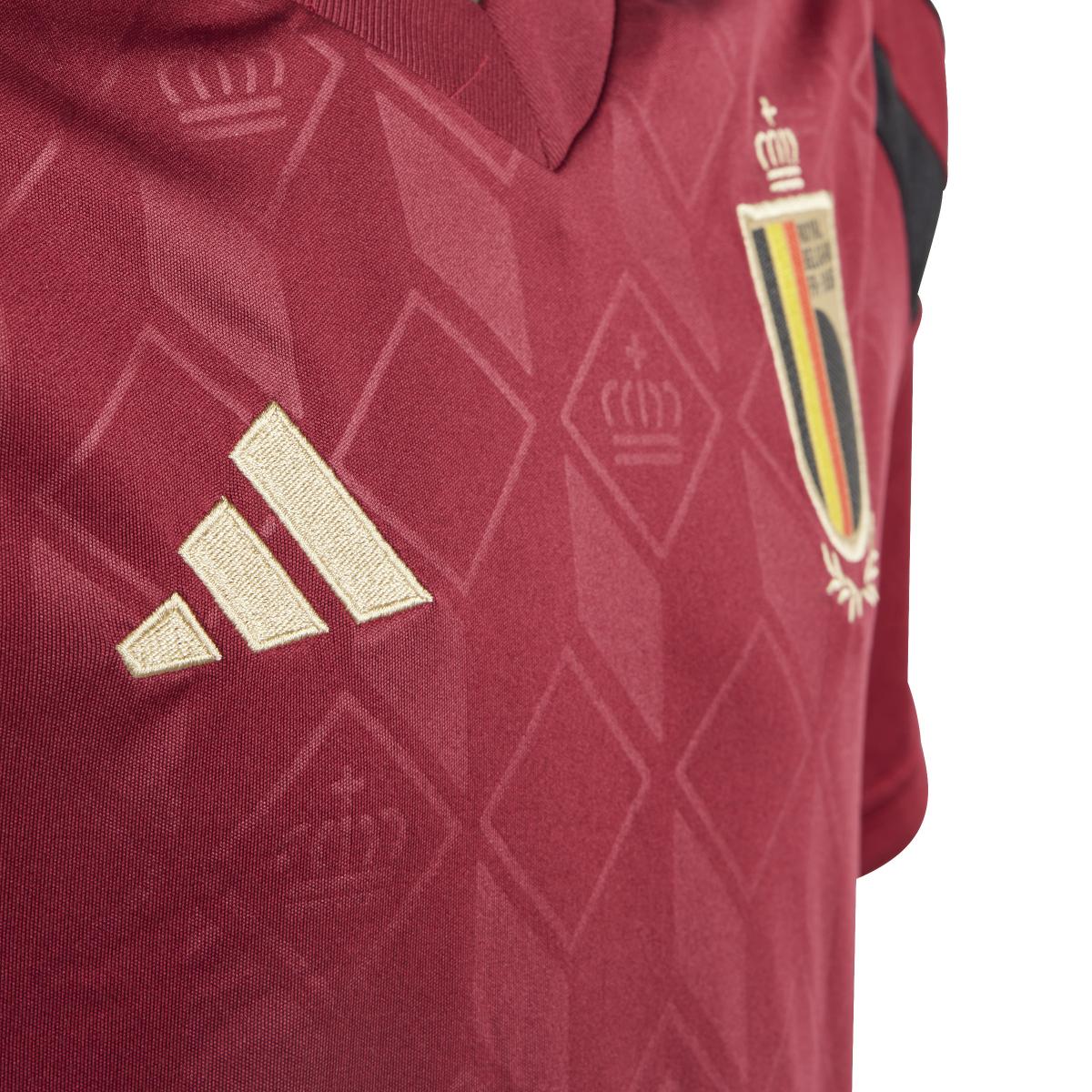product/a/d/adidas_iq0777_6_apparel_photography_detail_view_3_white.jpg