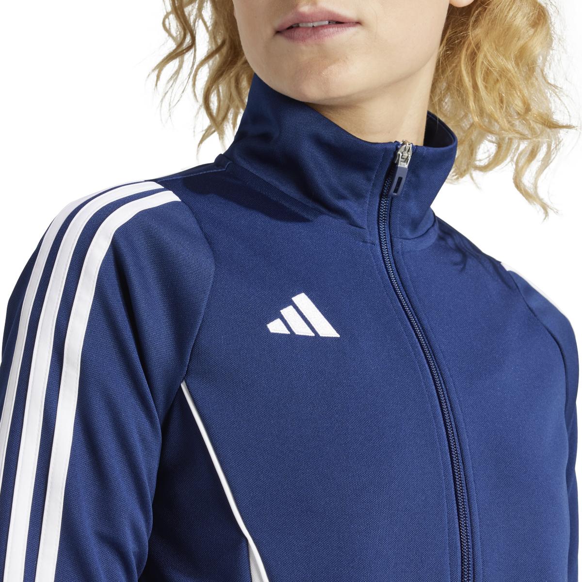 product/a/d/adidas_ir7492_9_apparel_on_model_detail_view_1_white.jpg