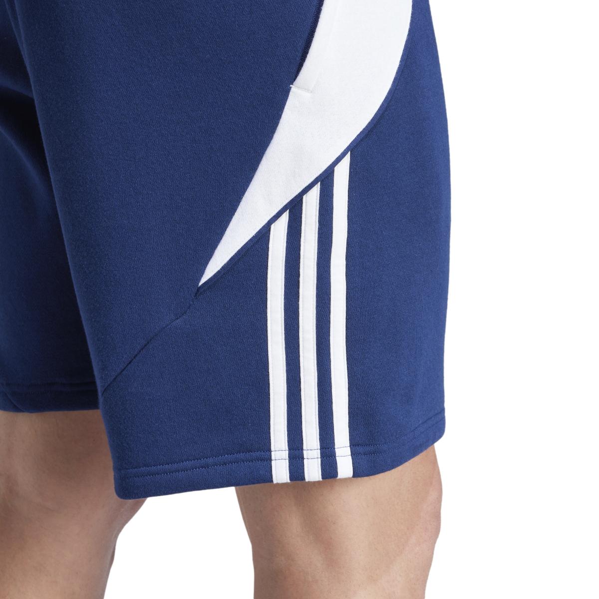 product/a/d/adidas_is2158_8_apparel_on_model_detail_view_2_white.jpg