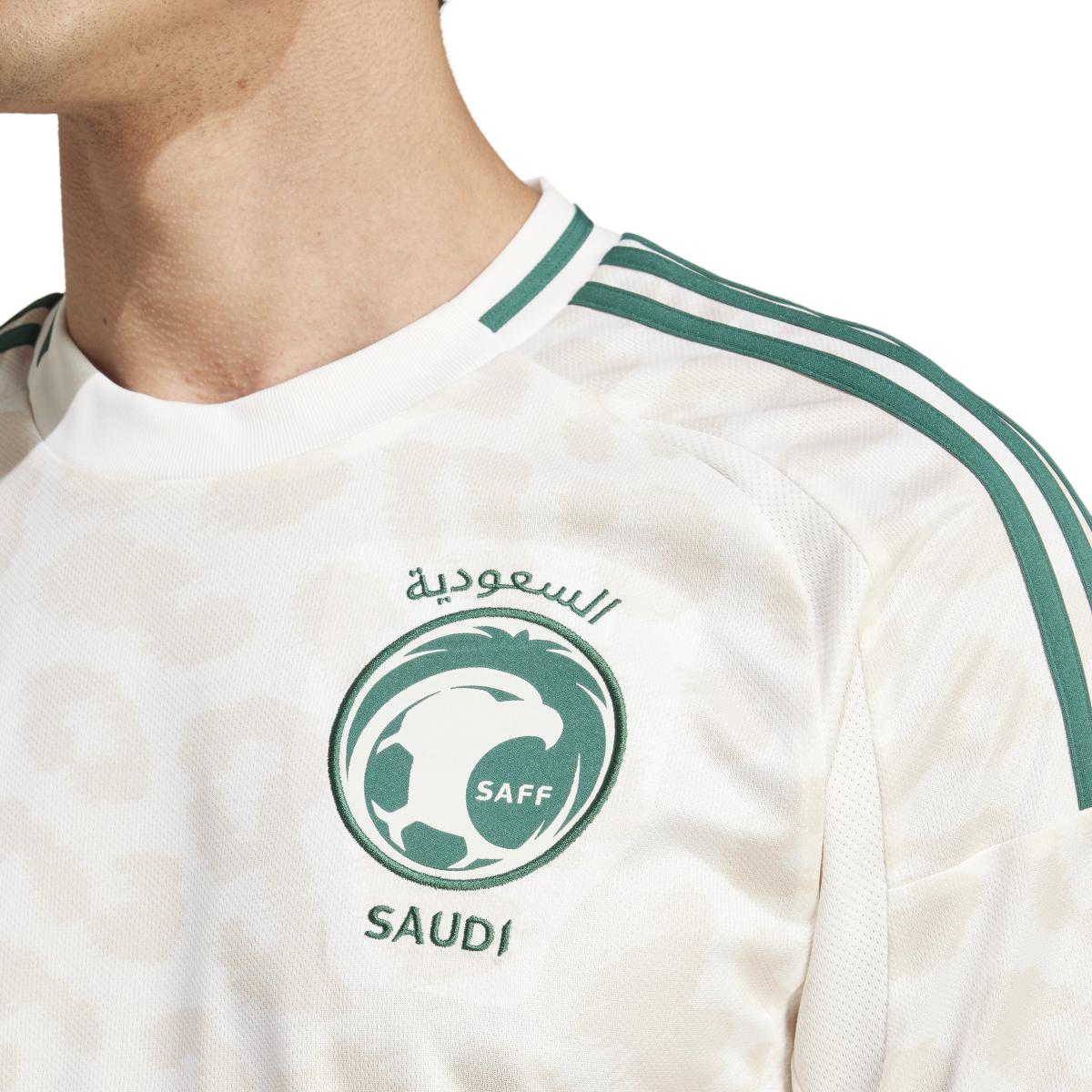 product/a/d/adidas_it2758_8_apparel_on_model_detail_view_1_white.jpg