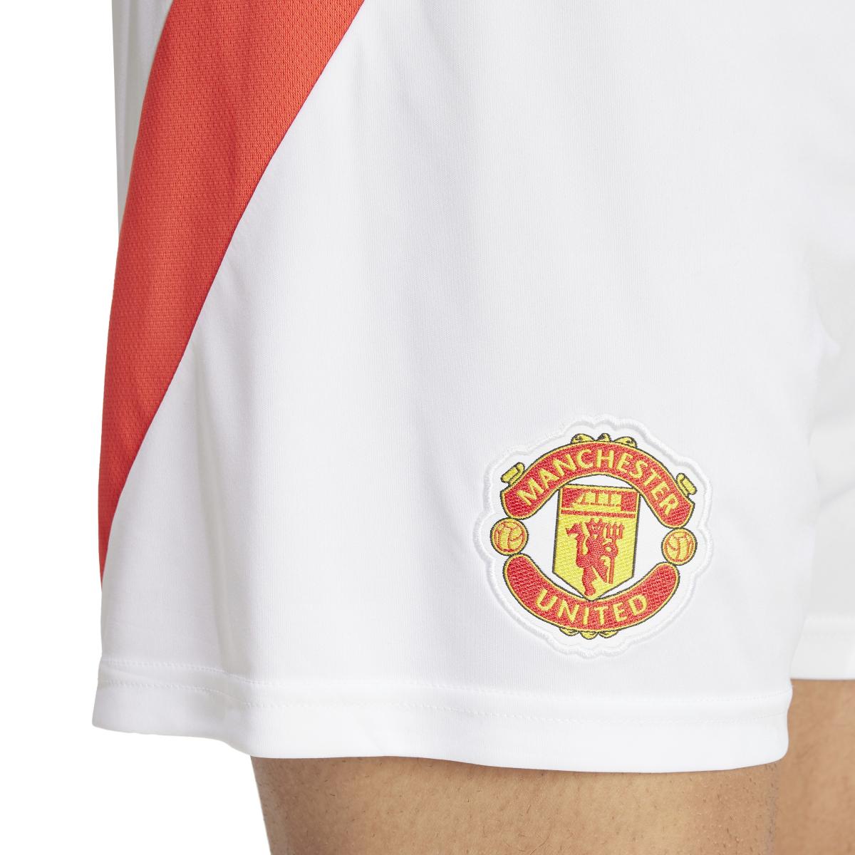 product/a/d/adidas_iu1388_6_apparel_on_model_detail_view_1_white.jpg