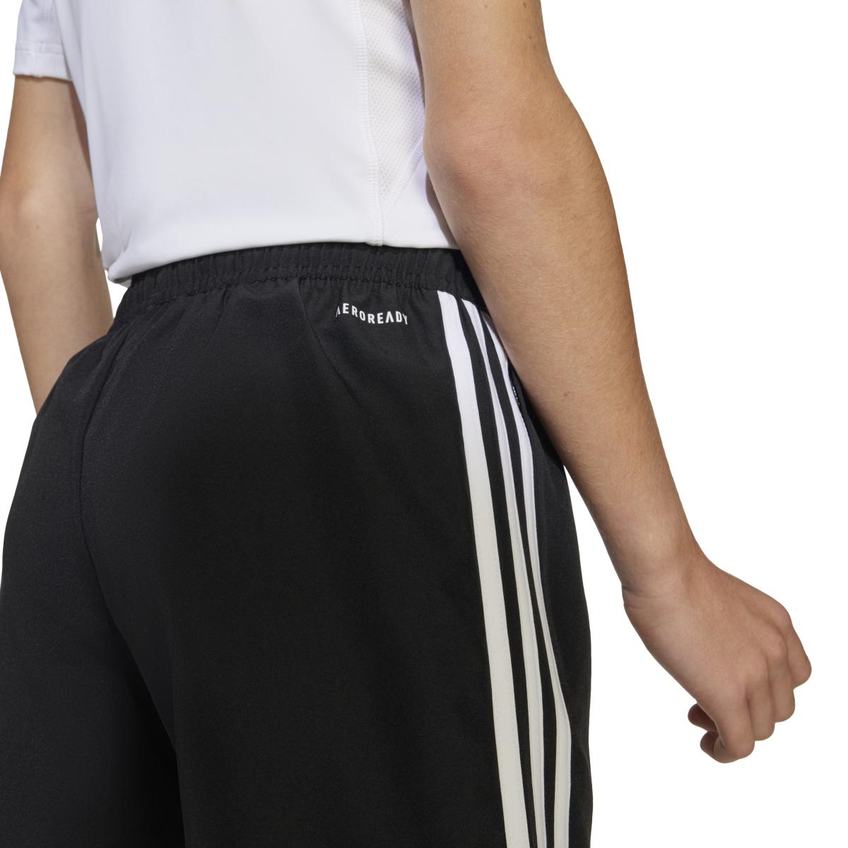 product/a/d/adidas_jd0641_black-white_6.jpg