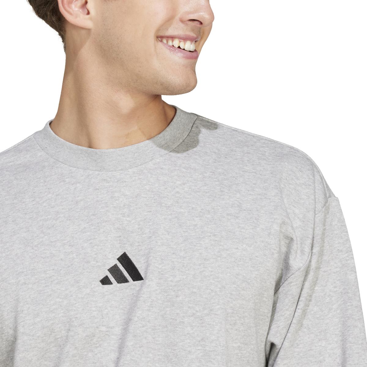 product/a/d/adidas_je3828_mgreyh-black_5.jpg