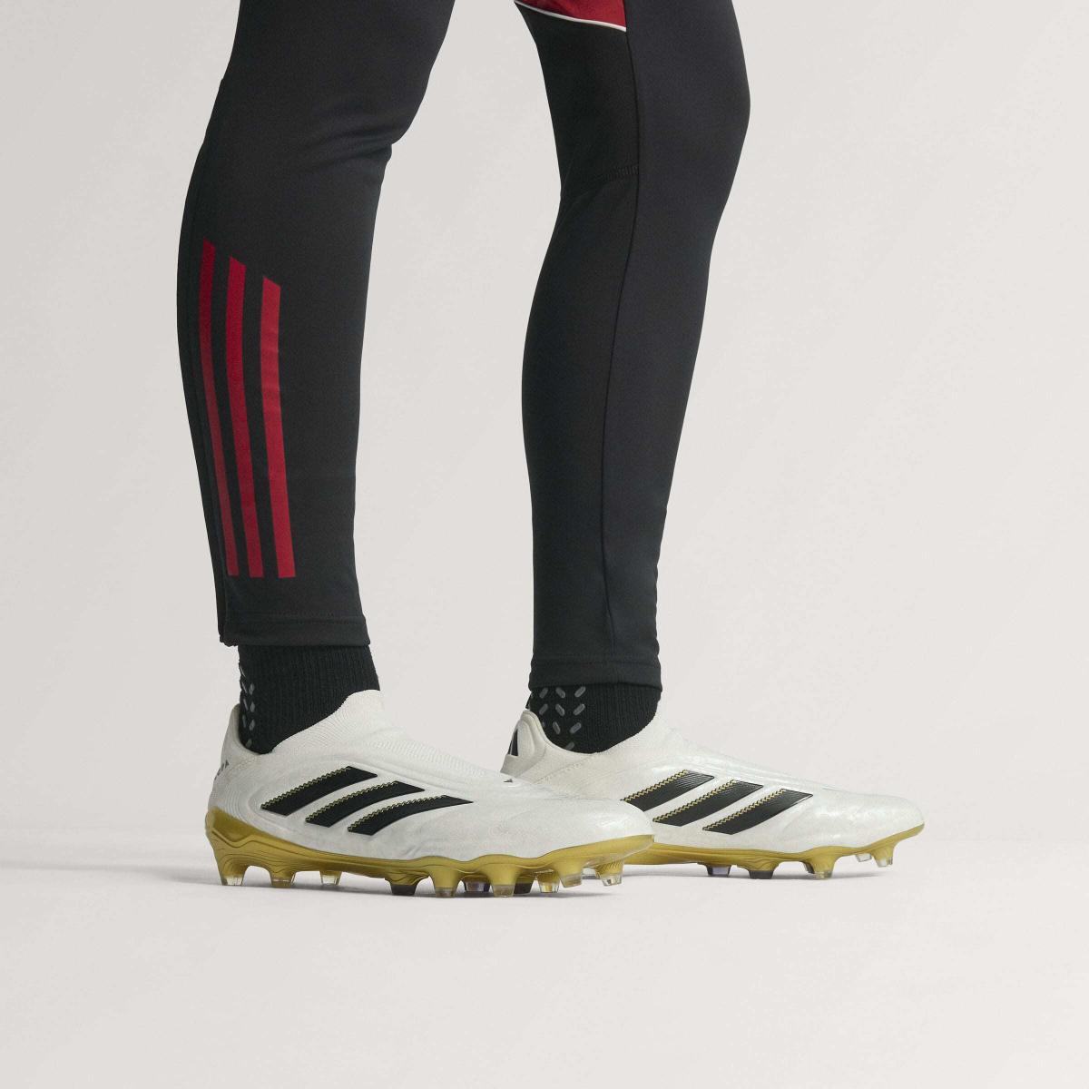 product/a/d/adidas_jh6301_16_footwear_photography_heromrktng_view_3-nw091625.jpg