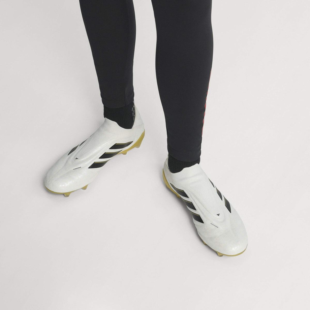 product/a/d/adidas_jh6301_20_footwear_photography_heromrktng_view_7-nw091625.jpg