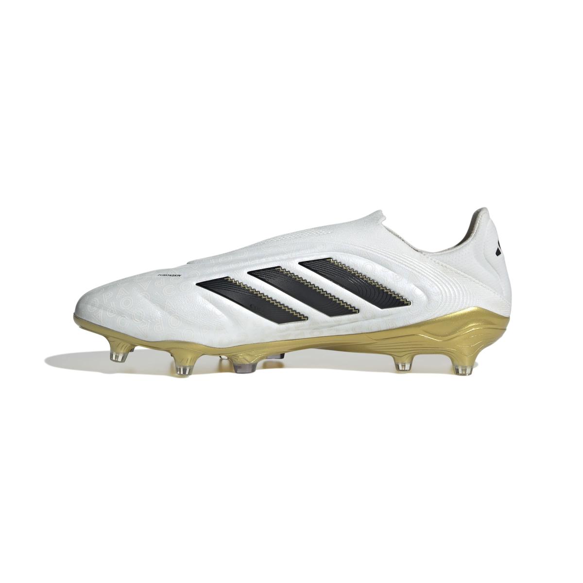 product/a/d/adidas_jh6301_4_footwear_photography_side_medial_center_view_white-nw091625.jpg