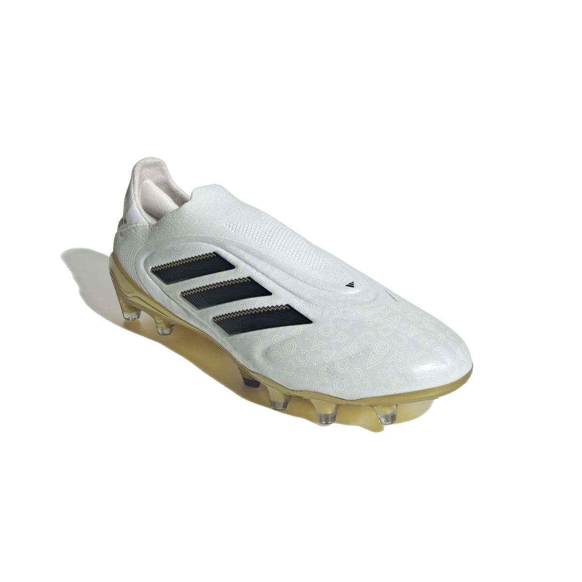 product/a/d/adidas_jh6301_5_footwear_photography_front_lateral_top_view_white-nw091625.jpg