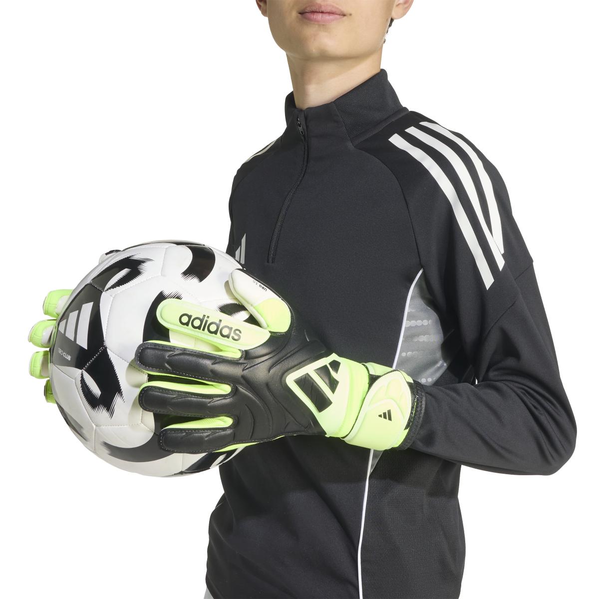 product/a/d/adidas_jn5345_black-black-luclem_8.jpg