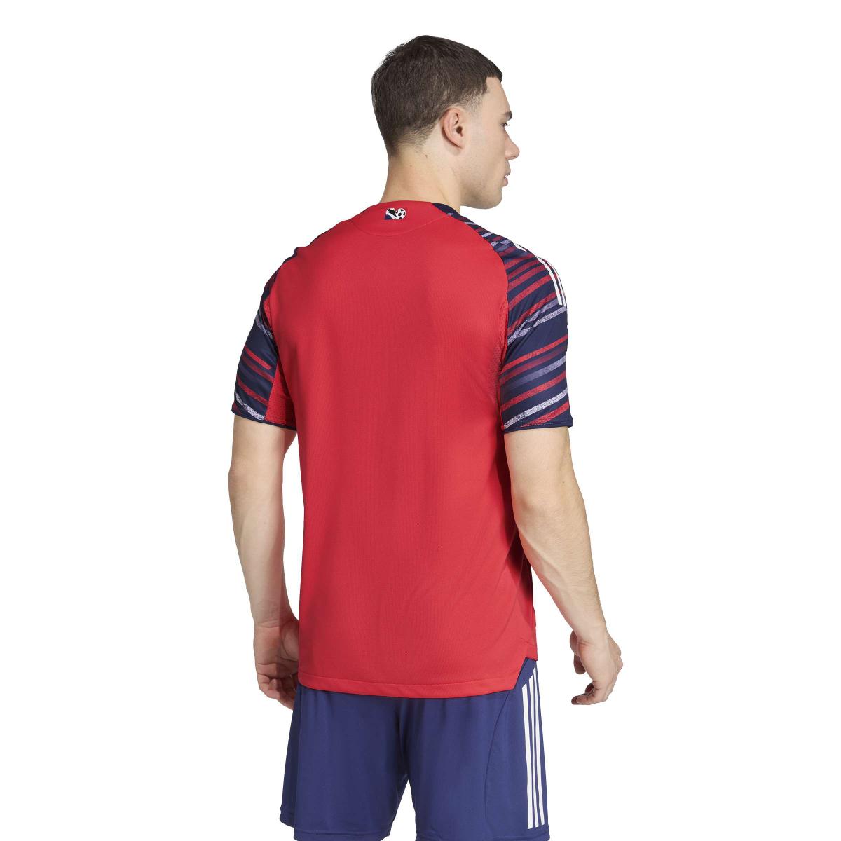 product/a/d/adidas_jn5688_4_apparel_on_model_back_view_white.jpg