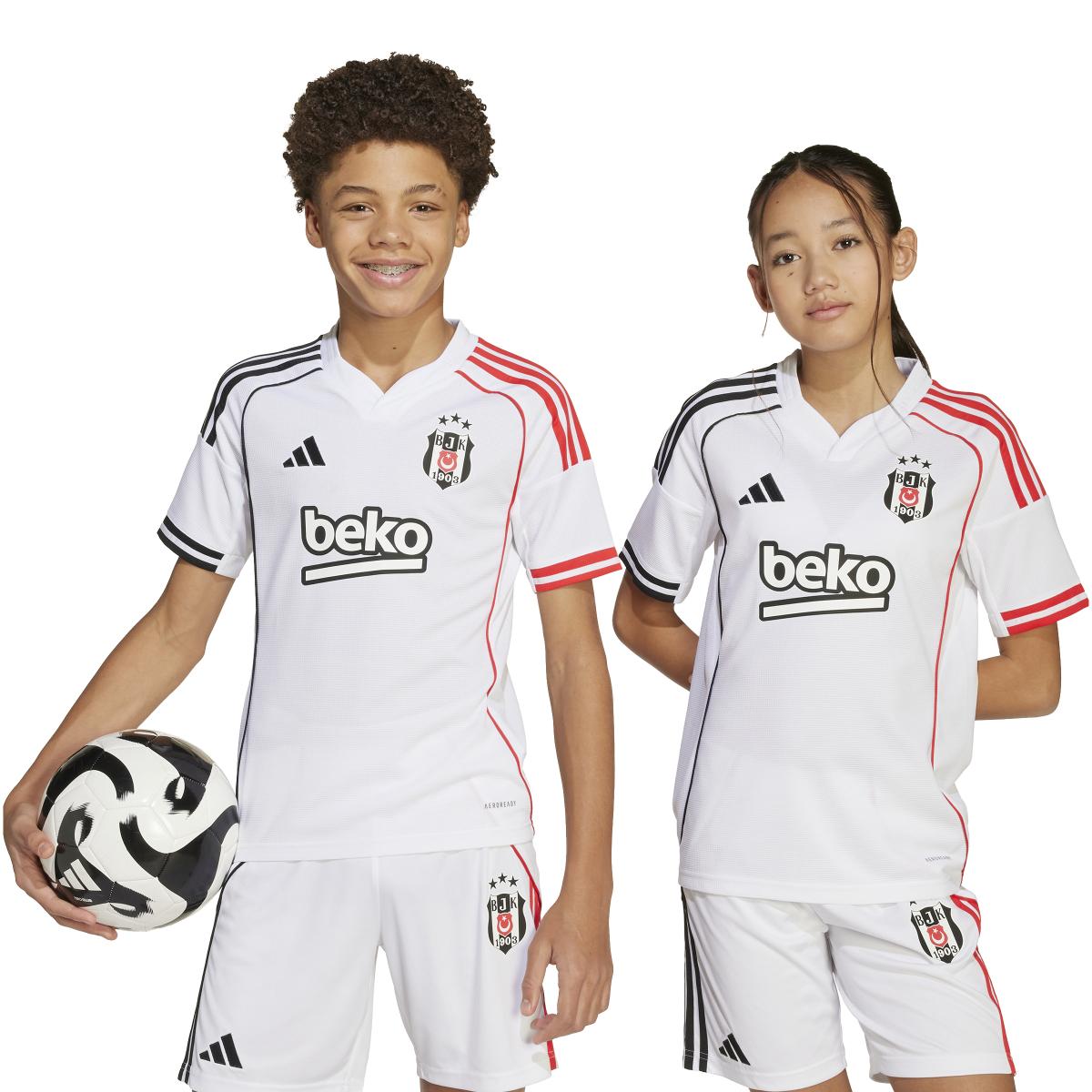 product/a/d/adidas_jn9936_white_8.jpg