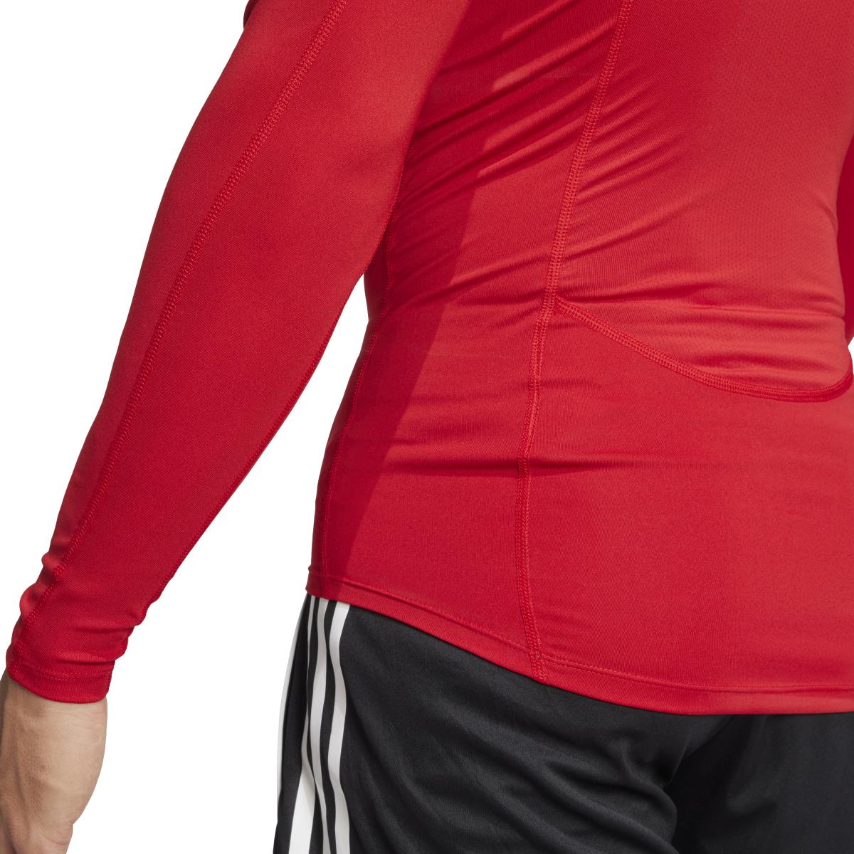 product/a/d/adidas_jp2926_7_apparel_on_model_detail_view_1_white.jpg
