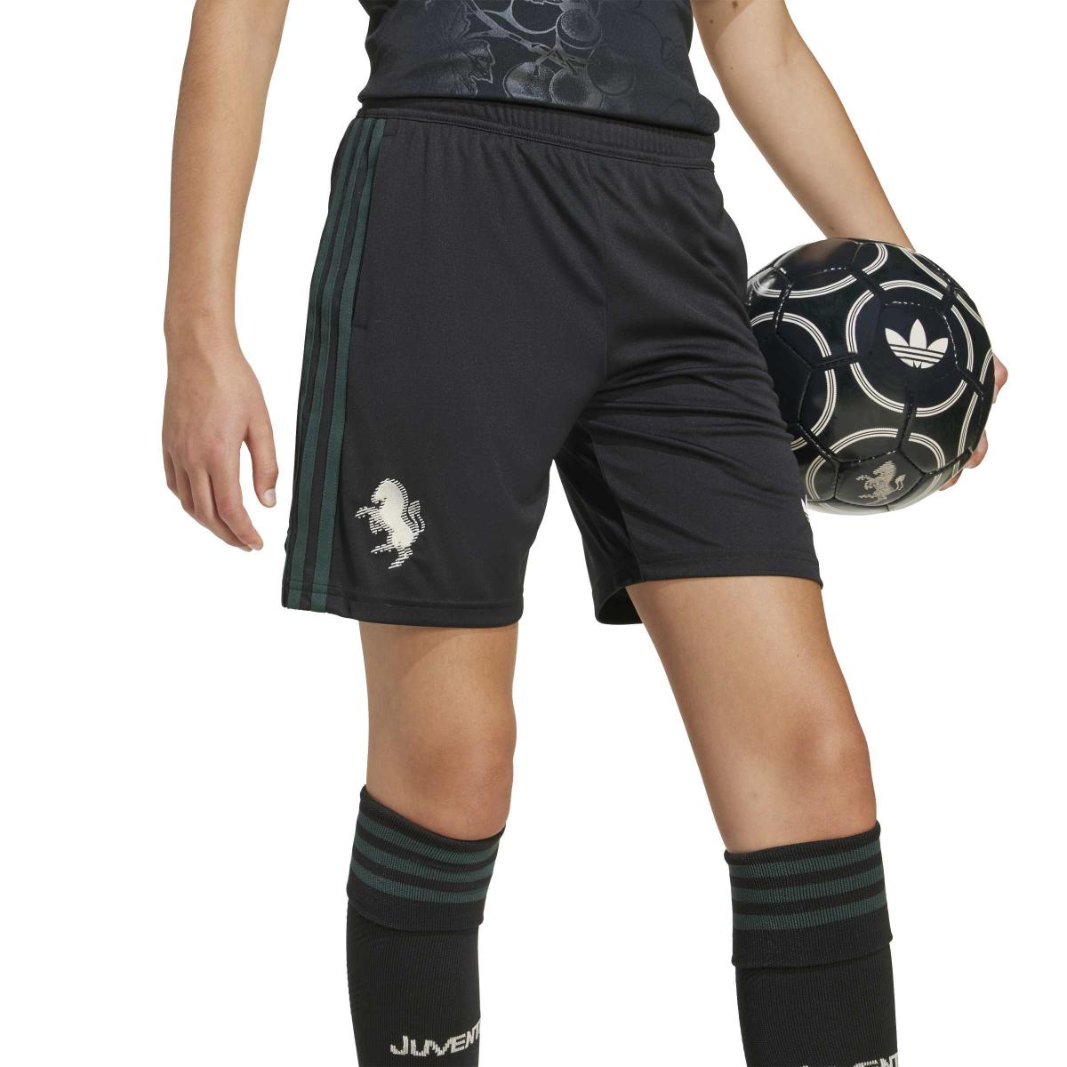 product/a/d/adidas_kc3461_5_apparel_on_model_detail_view_1_white.jpg