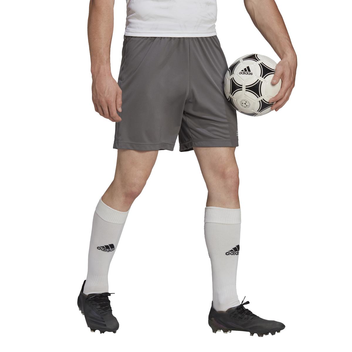product/h/5/h57505_app_on-model_walking_white_1645111802.jpg