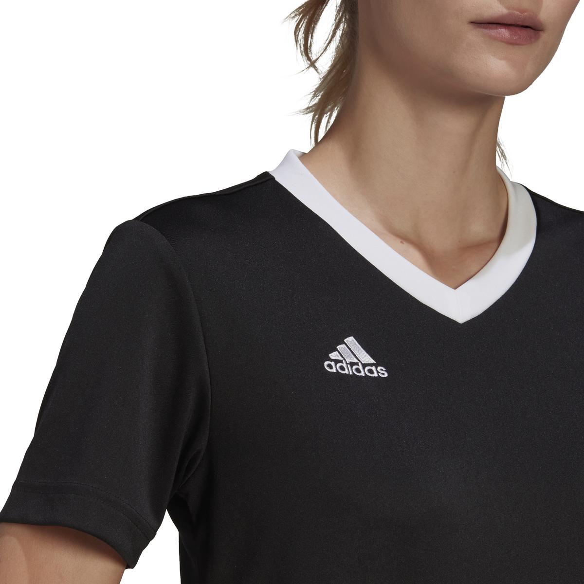 product/h/5/h57572_app_on-model_detail-1_white_1645111060.jpg