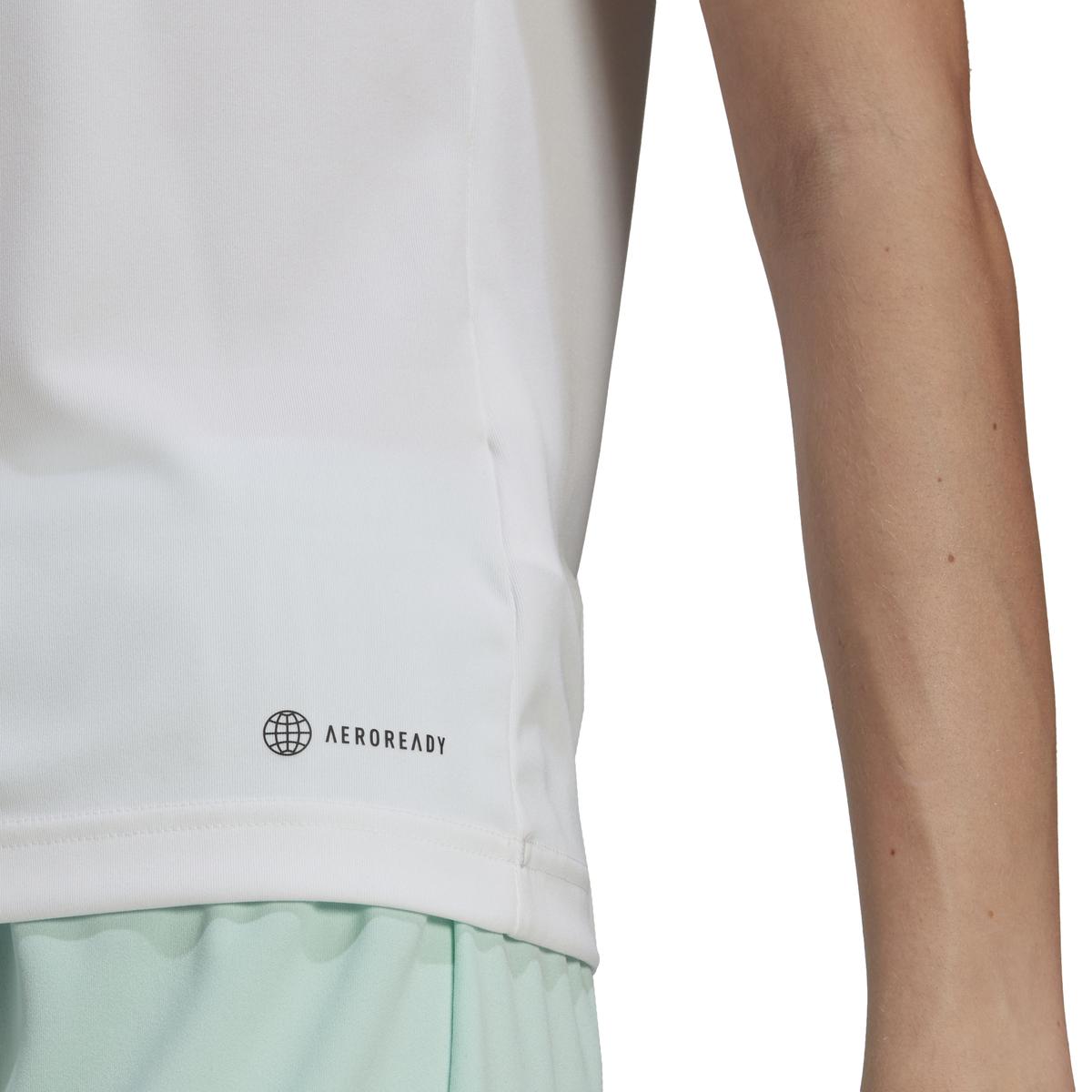 product/h/c/hc5074_app_on-model_detail-2_white_1645108010.jpg