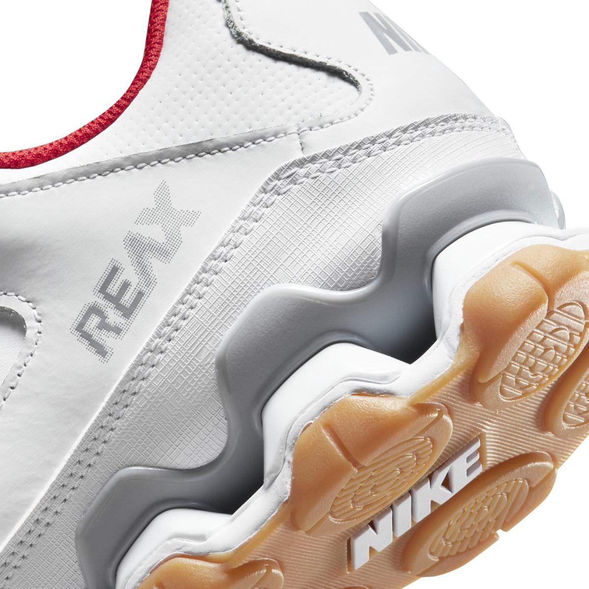 product/n/i/nike_621716-103_white-white-wolf-grey-chile-red_4.jpg