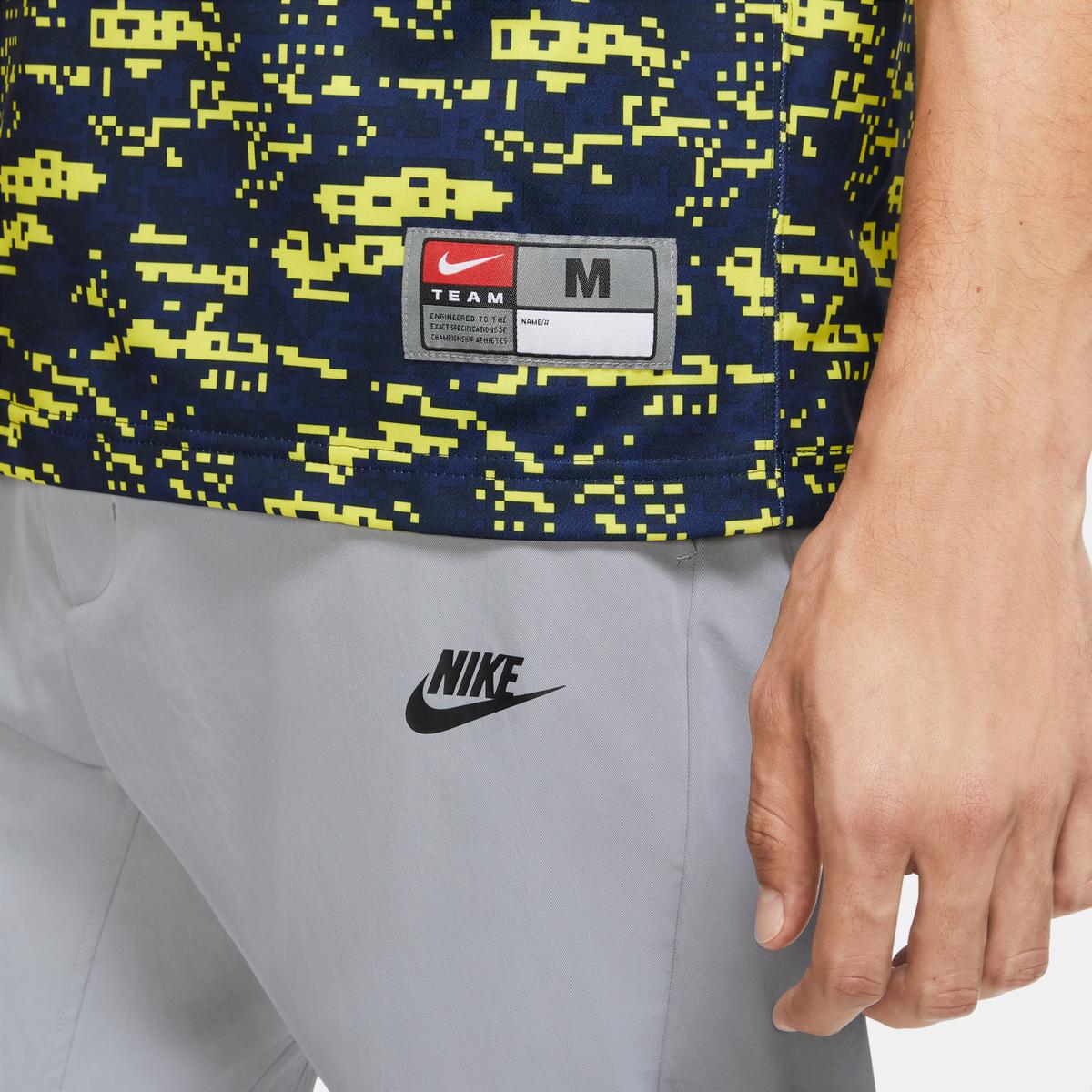product/n/i/nike_cv9946-731-phsym004_new.jpg