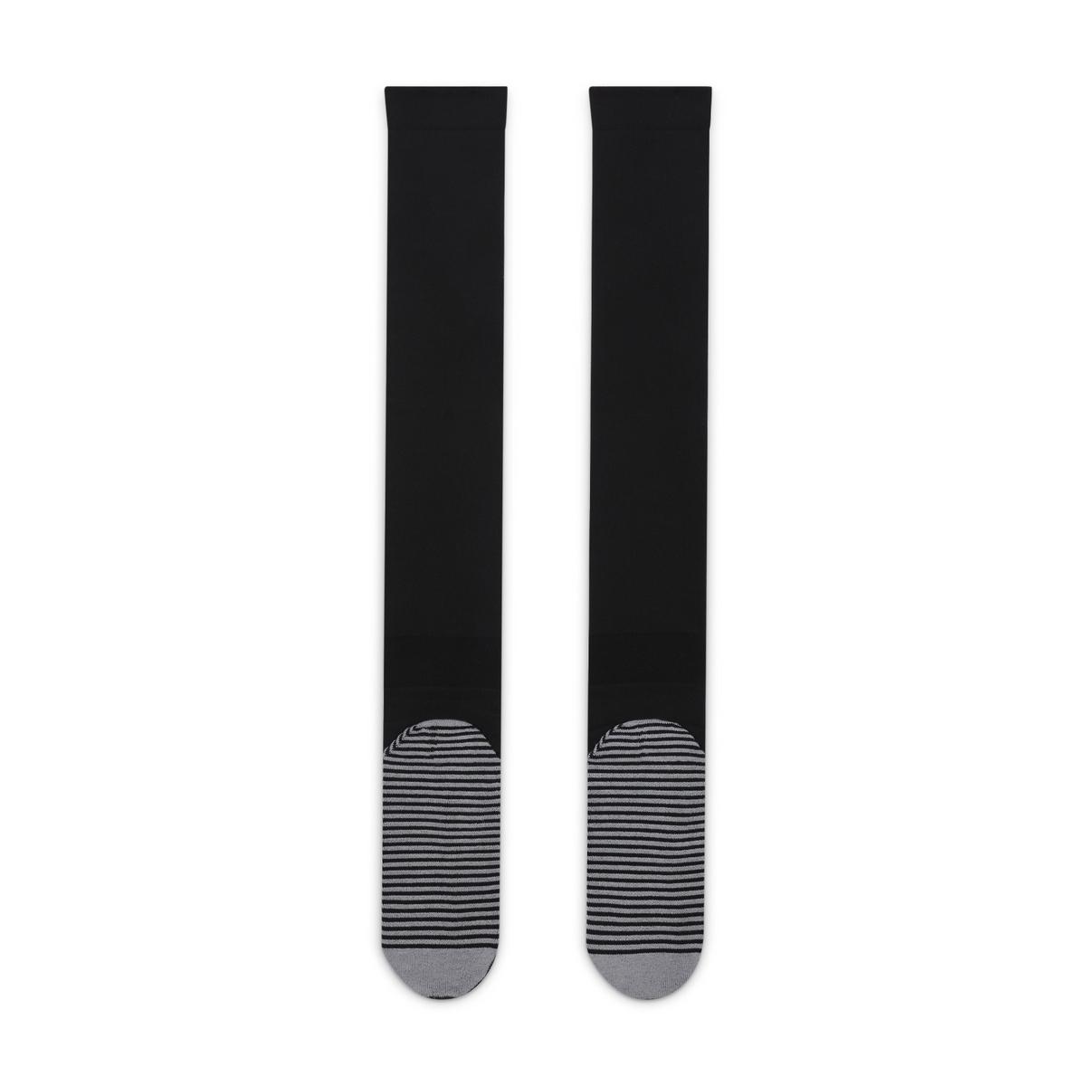 product/n/i/nike_dh6622-010_c.jpg