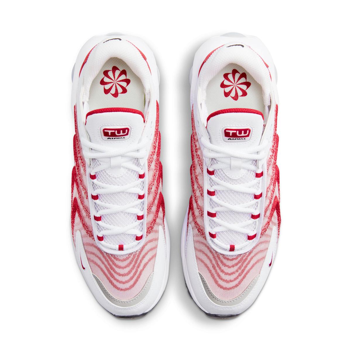 product/n/i/nike_dq3984-104-phcth001_xx.jpg