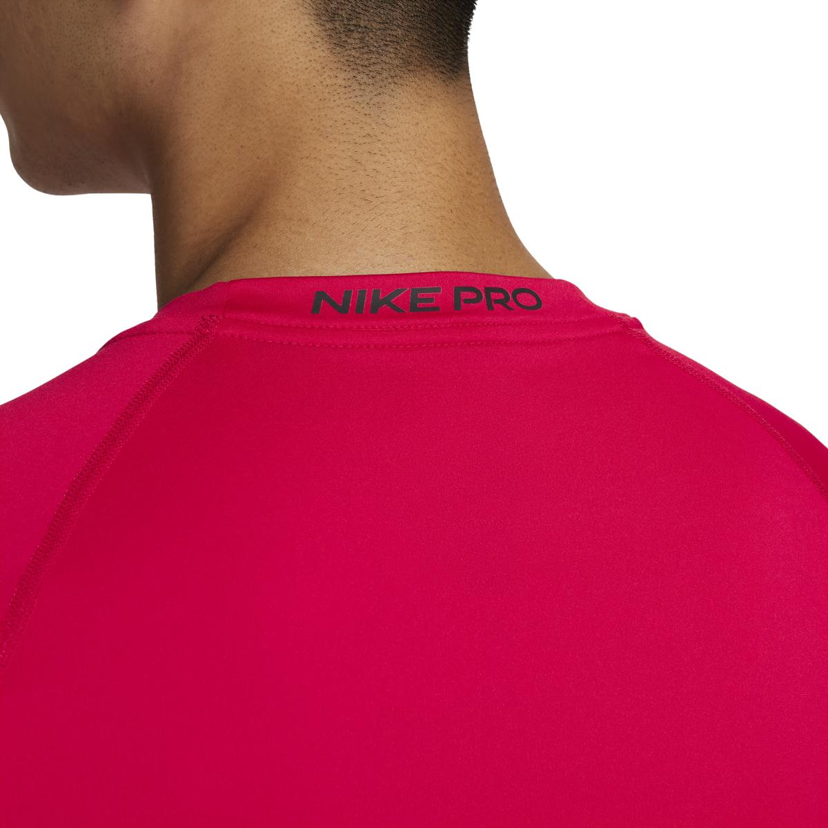 product/n/i/nike_fb7932-657_university-red-black_2.jpg