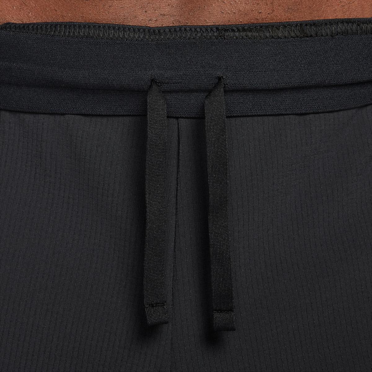 product/n/i/nike_fn3004-010-phsym003.jpg