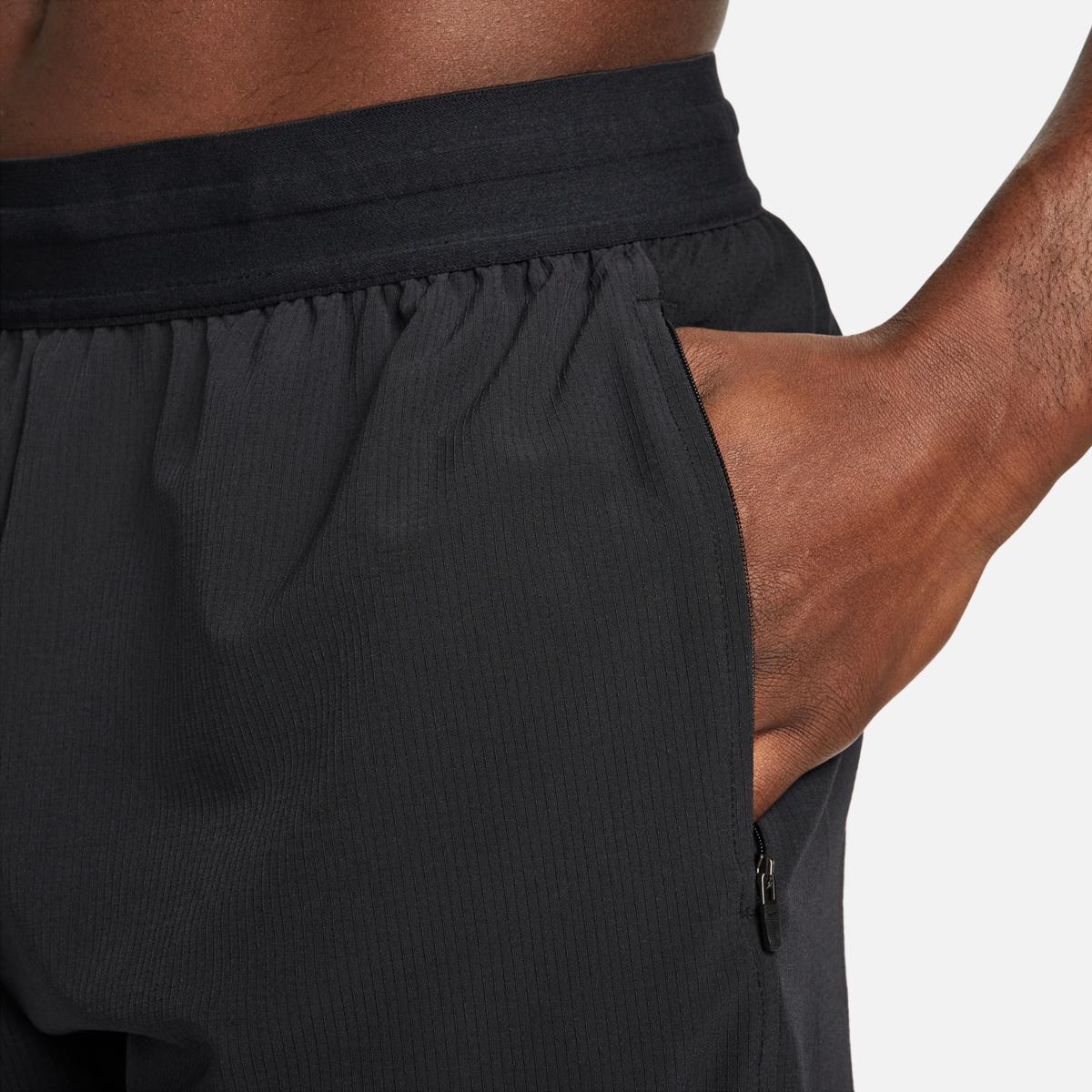 product/n/i/nike_fn3004-010-phsym004.jpg
