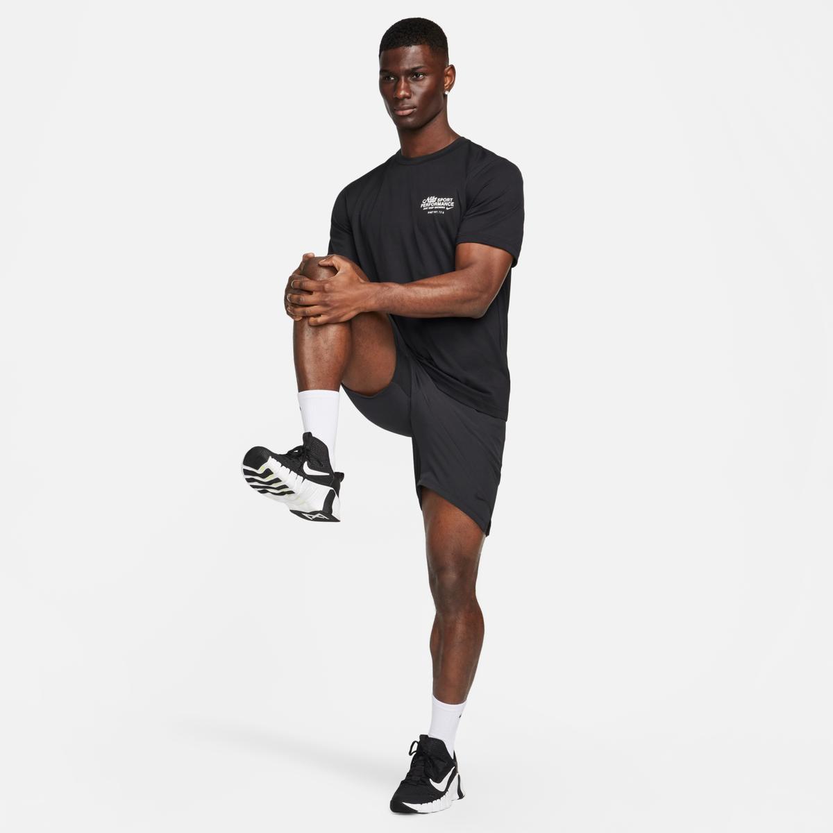 product/n/i/nike_fn3004-010-phsym007.jpg