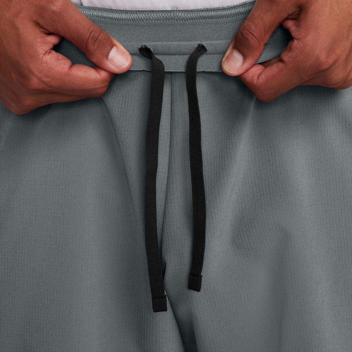 product/n/i/nike_fn3004-084-phsym002.jpg