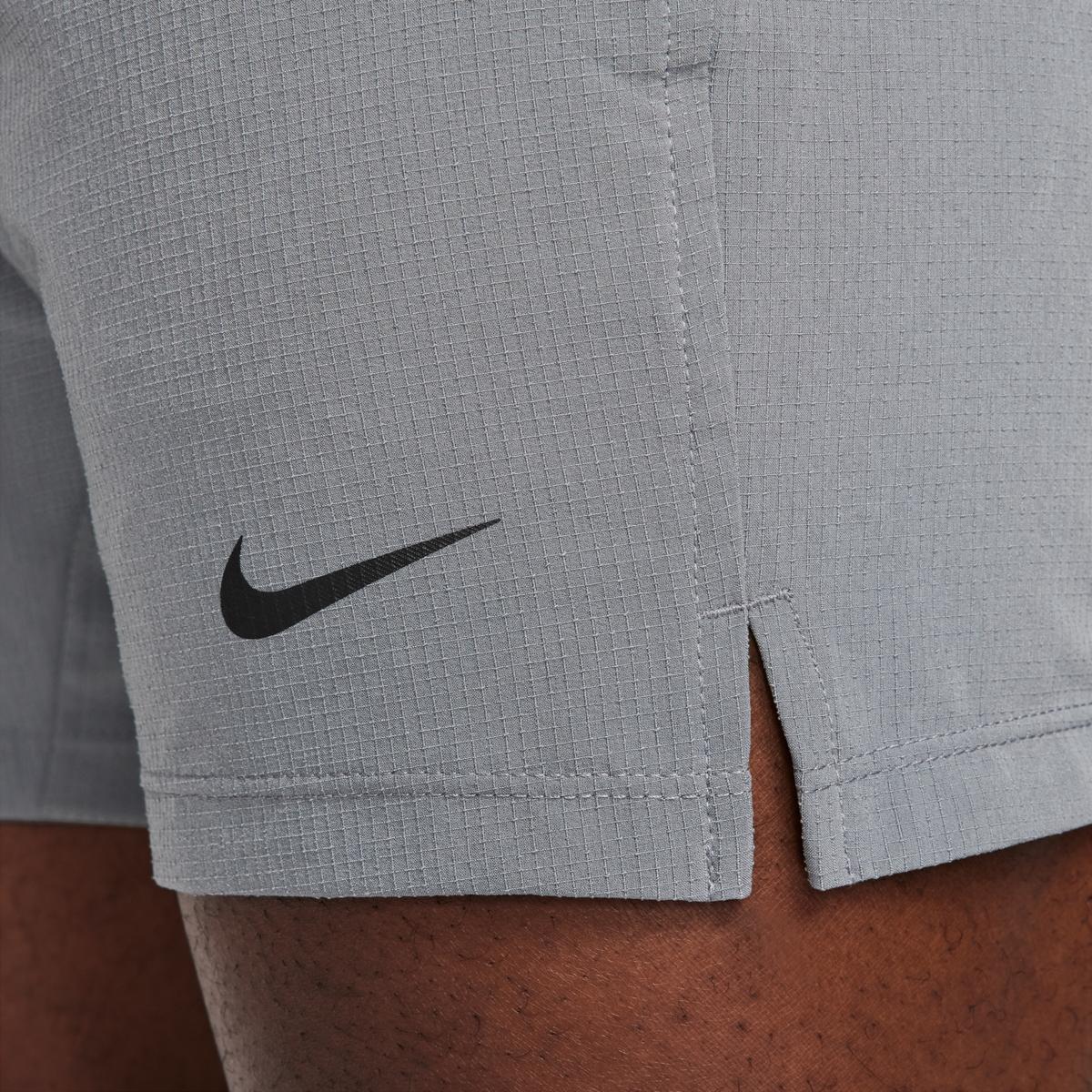 product/n/i/nike_fn3004-084-phsym006.jpg