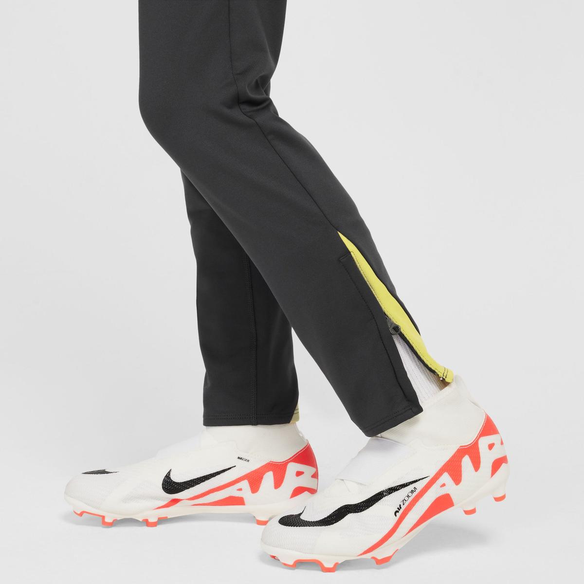 product/n/i/nike_fq2650-070-phsym004_082824.jpg
