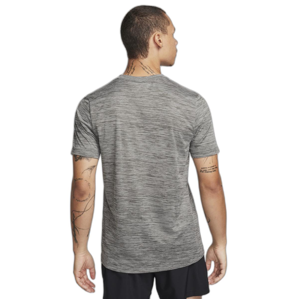 product/n/i/nike_fq3808-068_iron-grey-pure-black_1.jpg