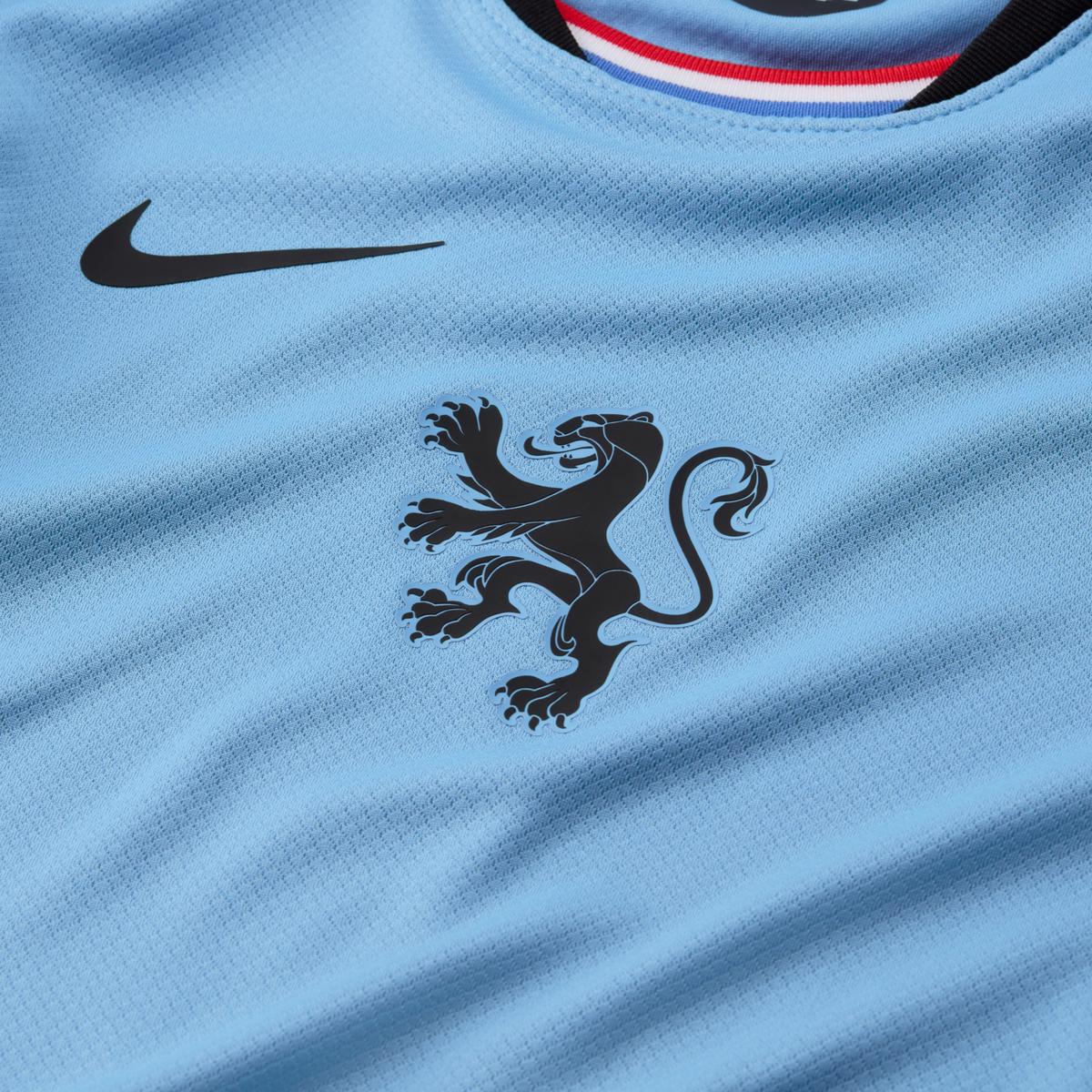 product/n/i/nike_fz9202-489-phsyd001.jpg