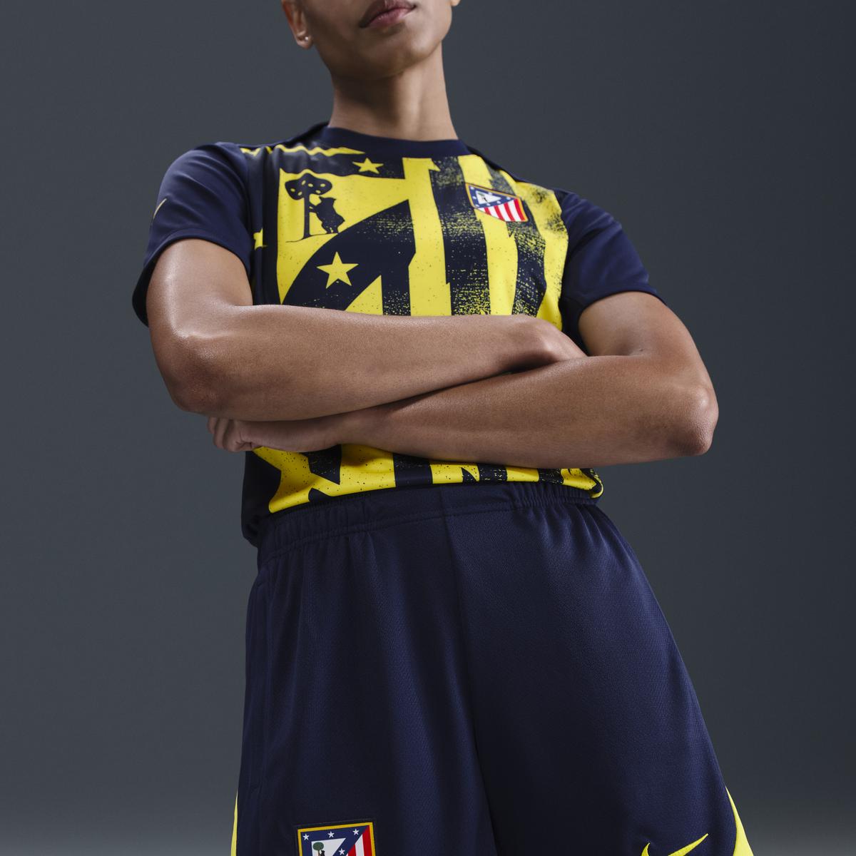 product/n/i/nike_hj7063-424_binary-blue-vibrant-yellow_6.jpg