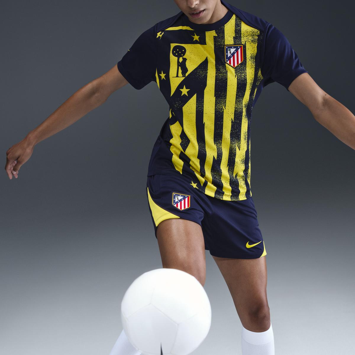 product/n/i/nike_hj7063-424_binary-blue-vibrant-yellow_7.jpg