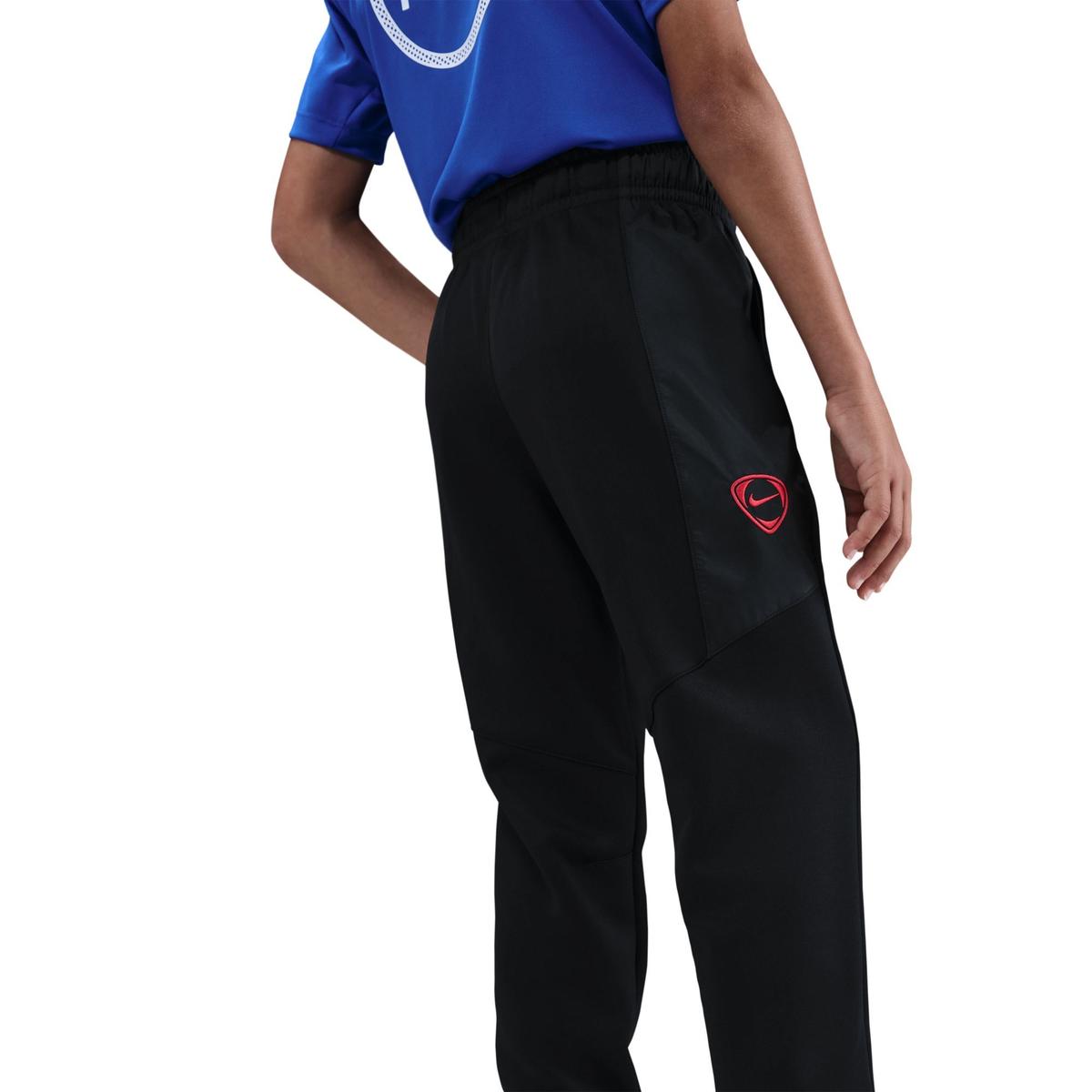 product/n/i/nike_hm3070-010_black-white-global-red_8.jpg