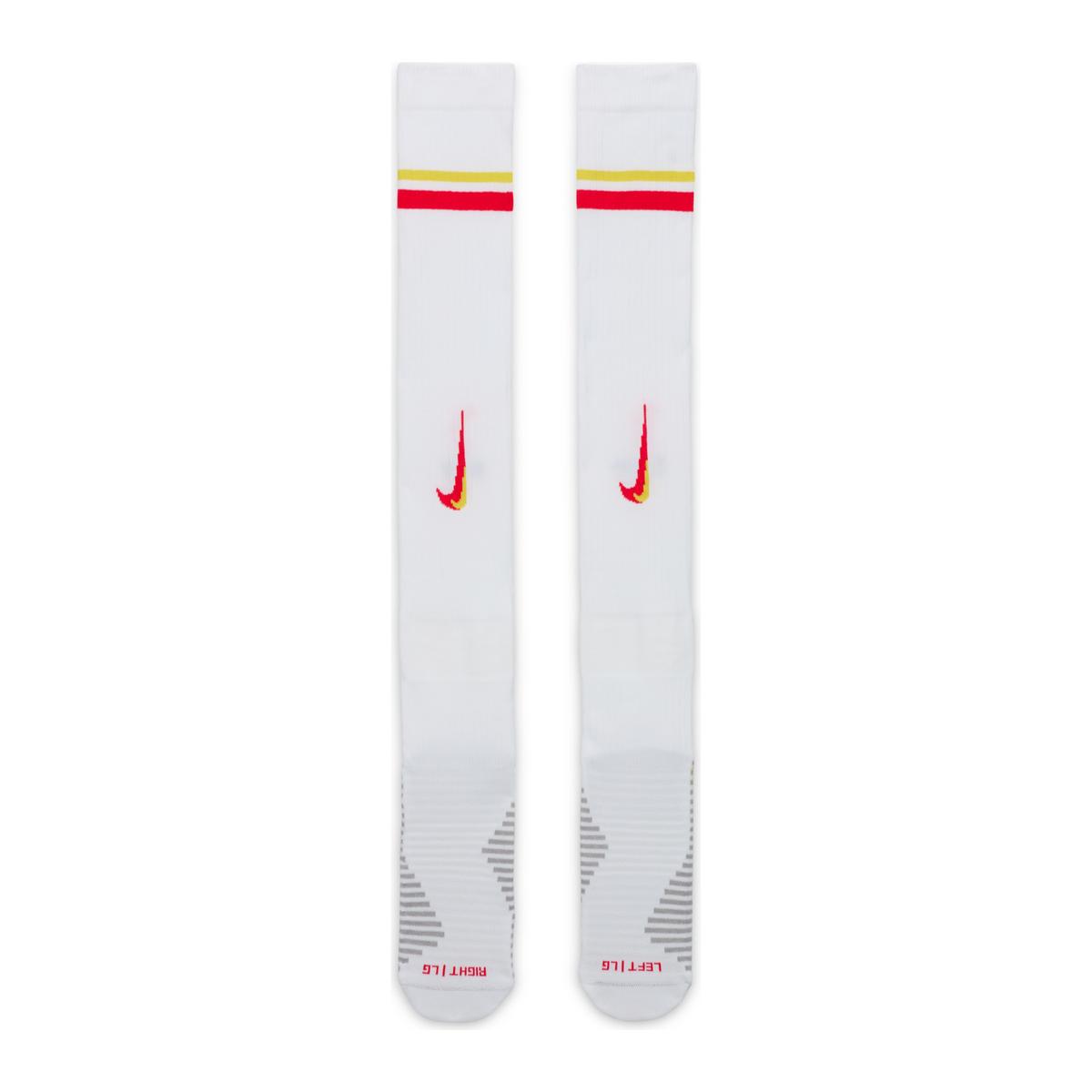 product/n/i/nike_hm3915-100-phcyd001.jpg
