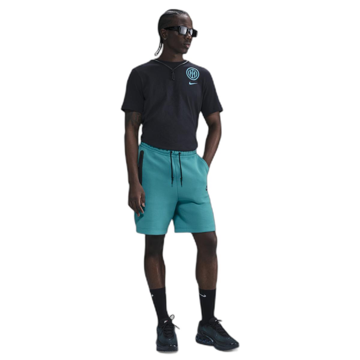 product/n/i/nike_hq8397-010_black_2.jpg
