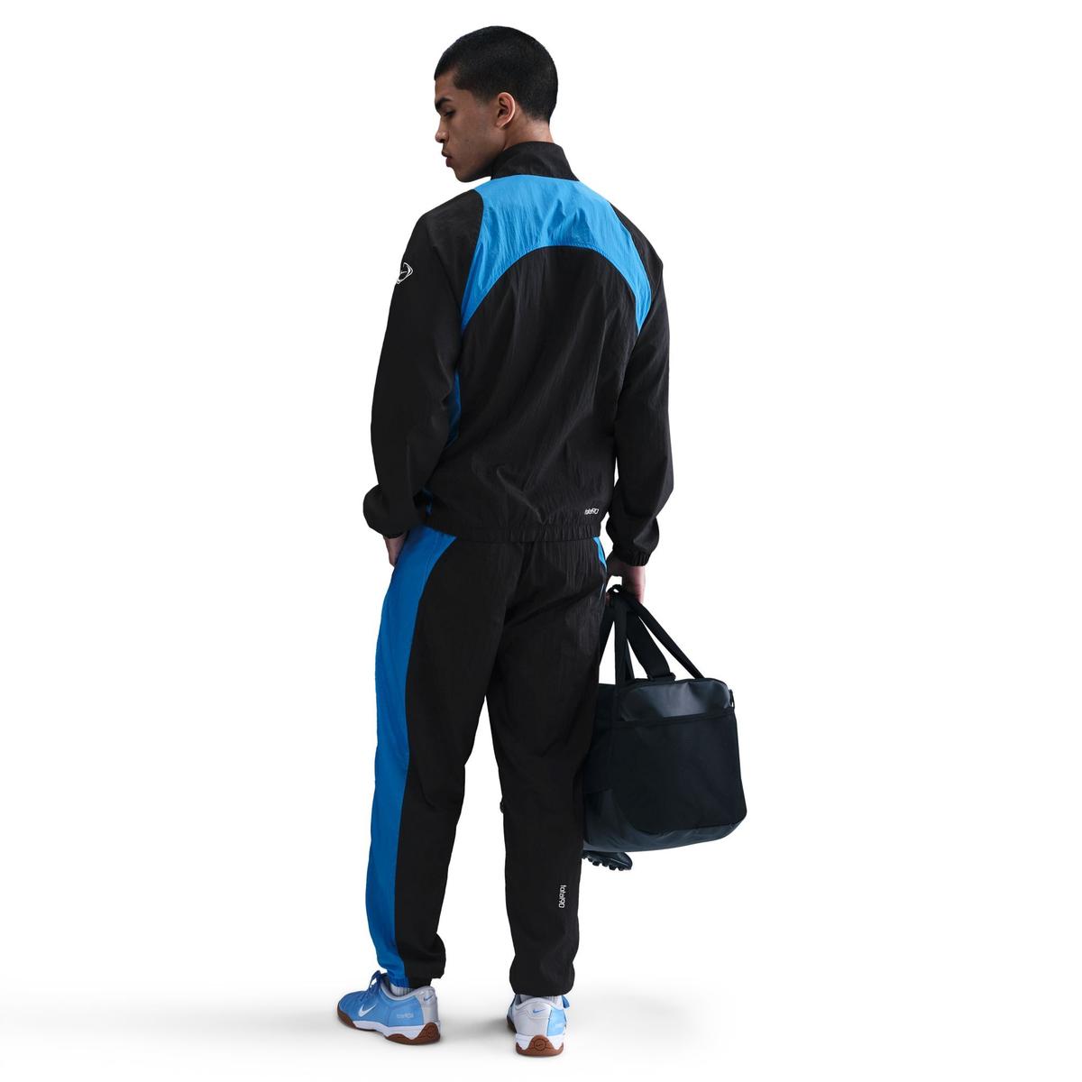 product/n/i/nike_hq9731-010_black-photo-blue-sport-red-white_6.jpg