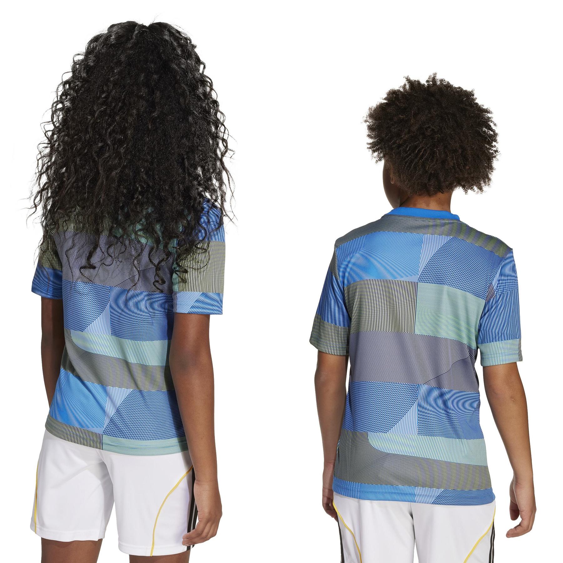 product/2/0/2025_adidas_jp4153_3_apparel_on_model_standard_unisex_back_view_white.jpg