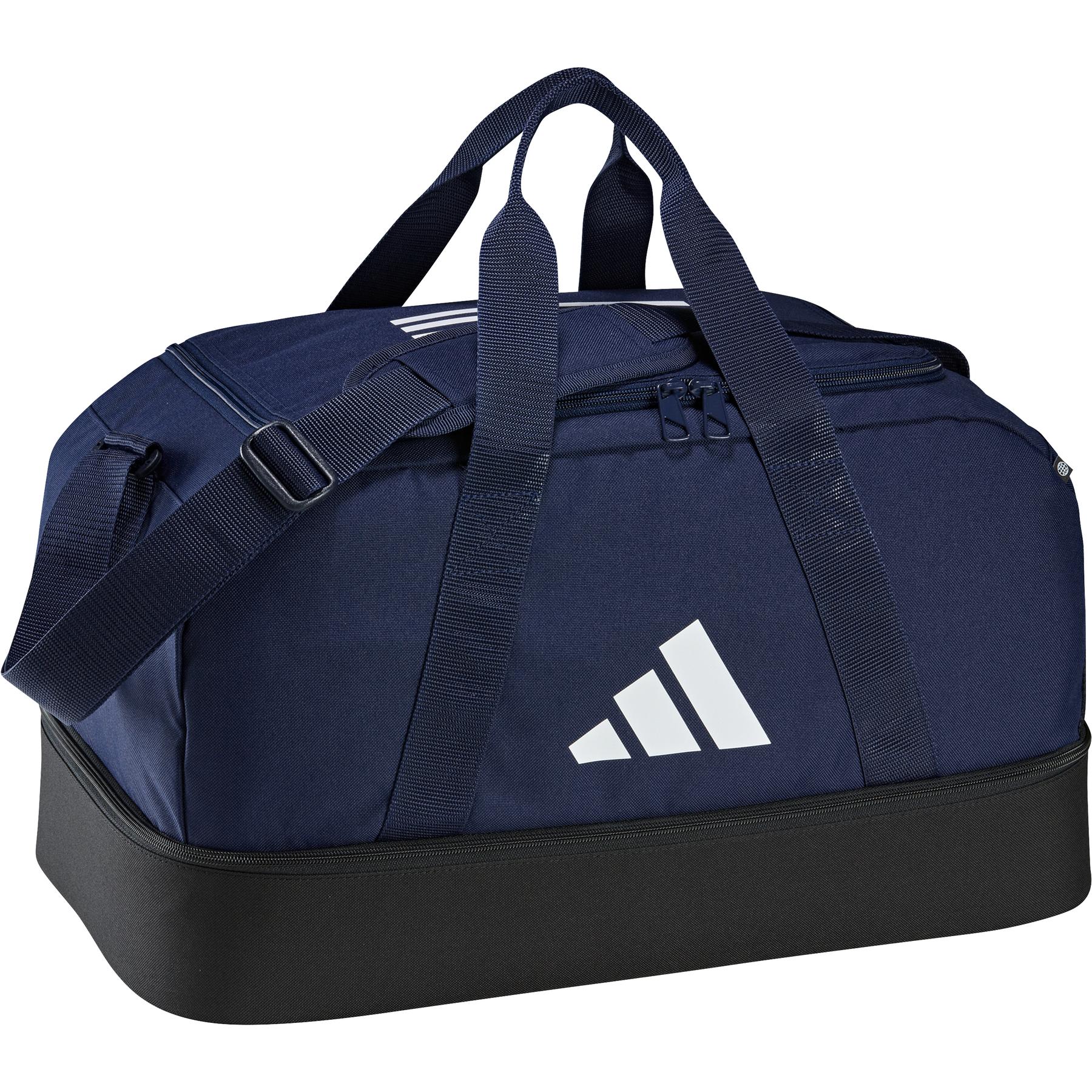 product/a/d/adidas_ib8649_1_hardware_photography_standard_view_white.jpg