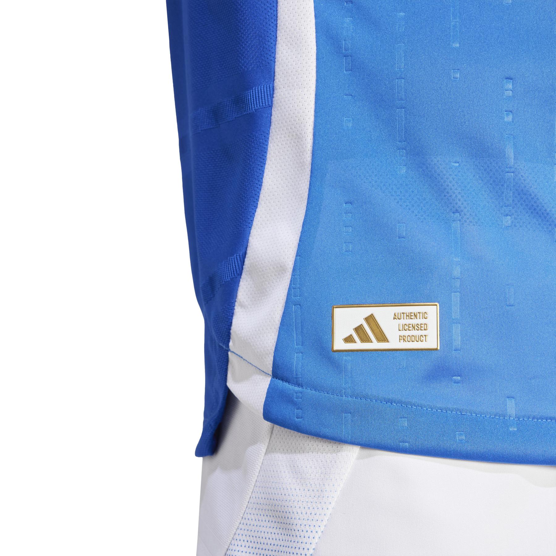 product/a/d/adidas_in0658_9_apparel_on_model_detail_view_1_white.jpg