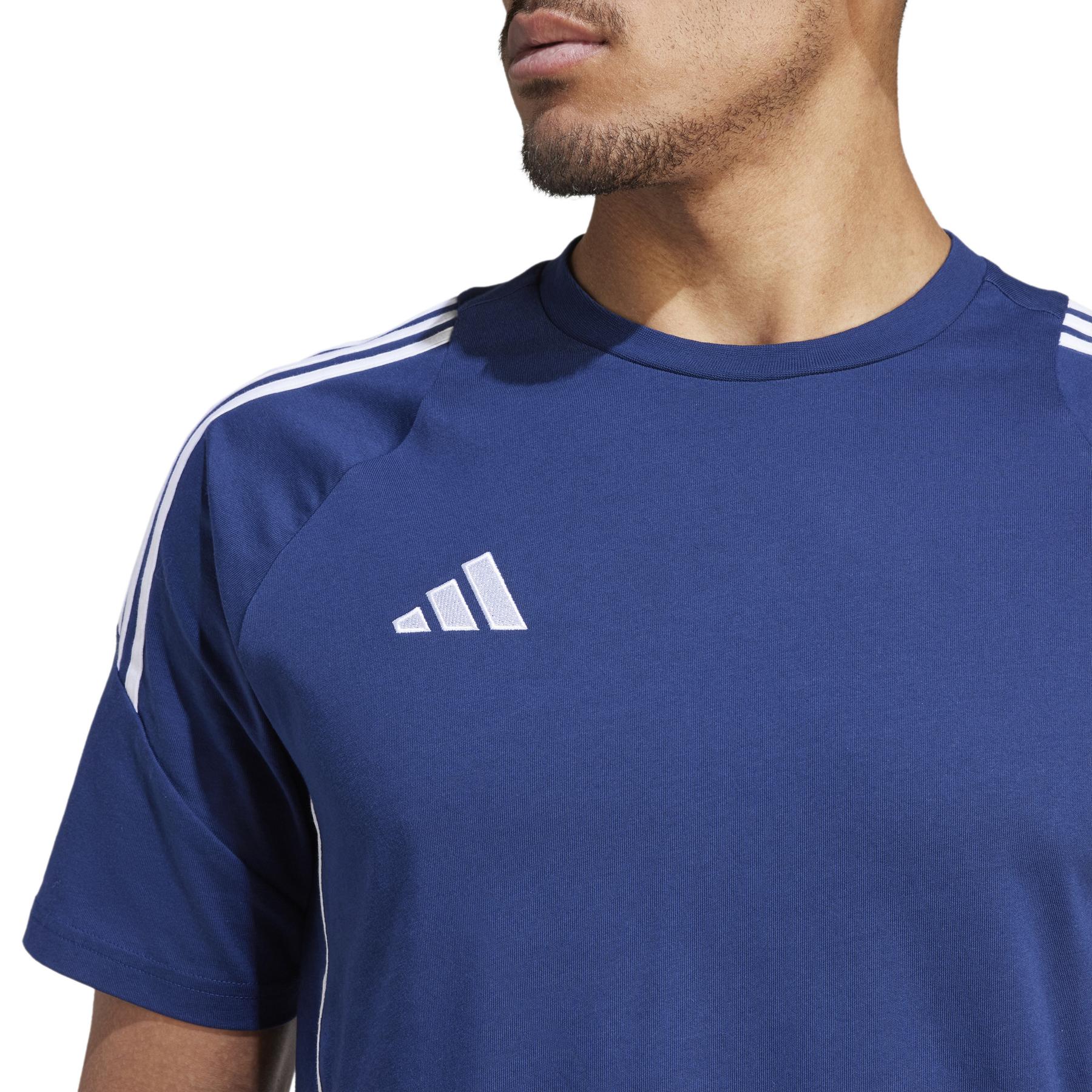 product/a/d/adidas_ir9347_8_apparel_on_model_detail_view_1_white.jpg
