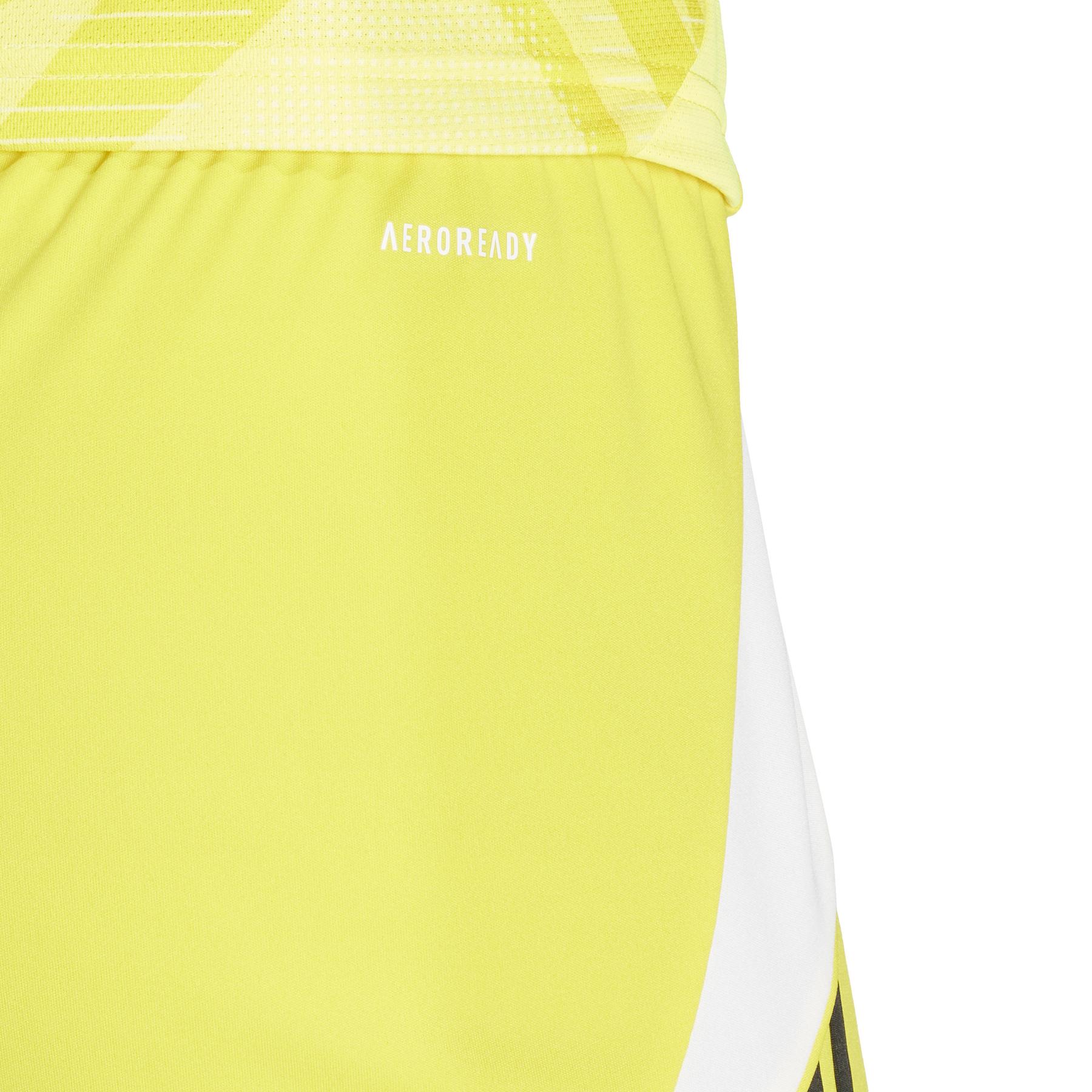 product/a/d/adidas_it2407_9_apparel_on_model_detail_view_2_white.jpg
