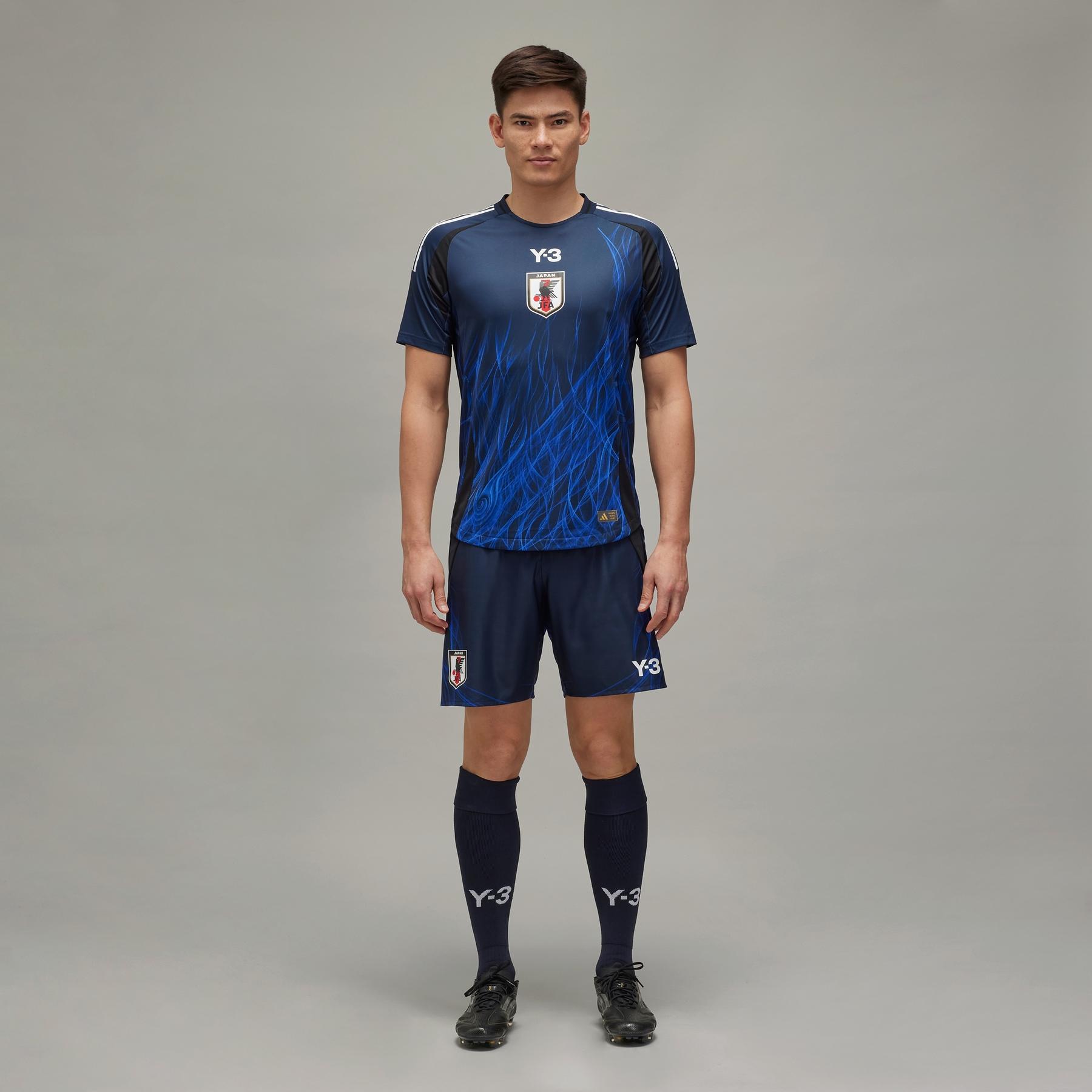 product/a/d/adidas_iu0957_legend-ink_11.jpg