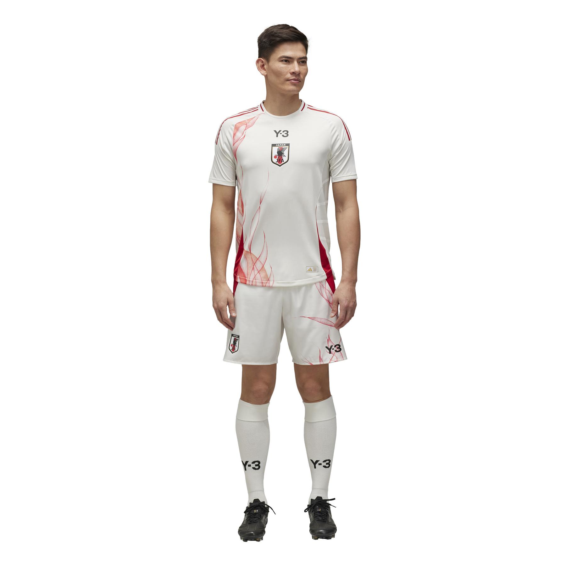 product/a/d/adidas_iu0960_core-white_8.jpg