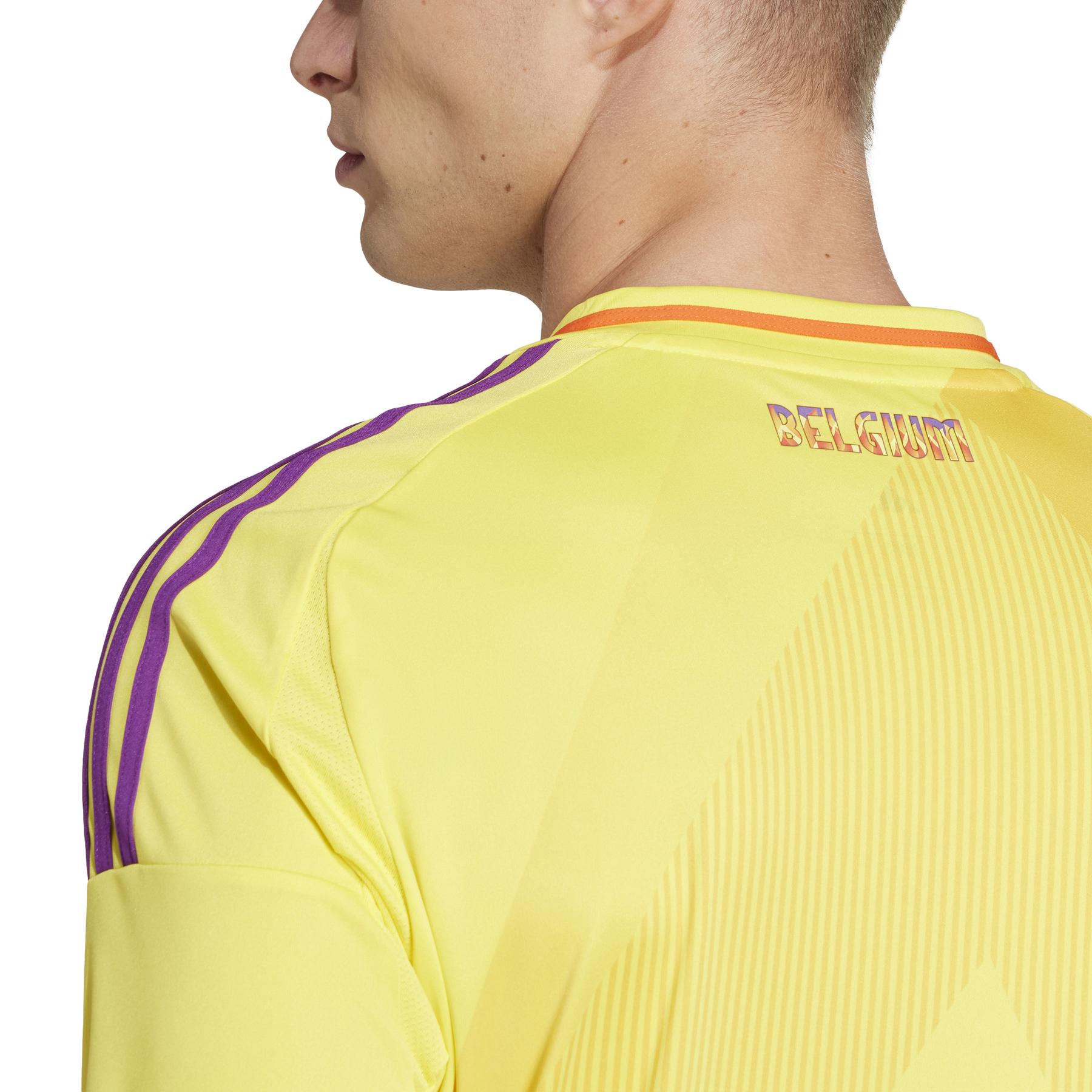 product/a/d/adidas_jd7435_7_apparel_on_model_detail_view_2_white.jpg