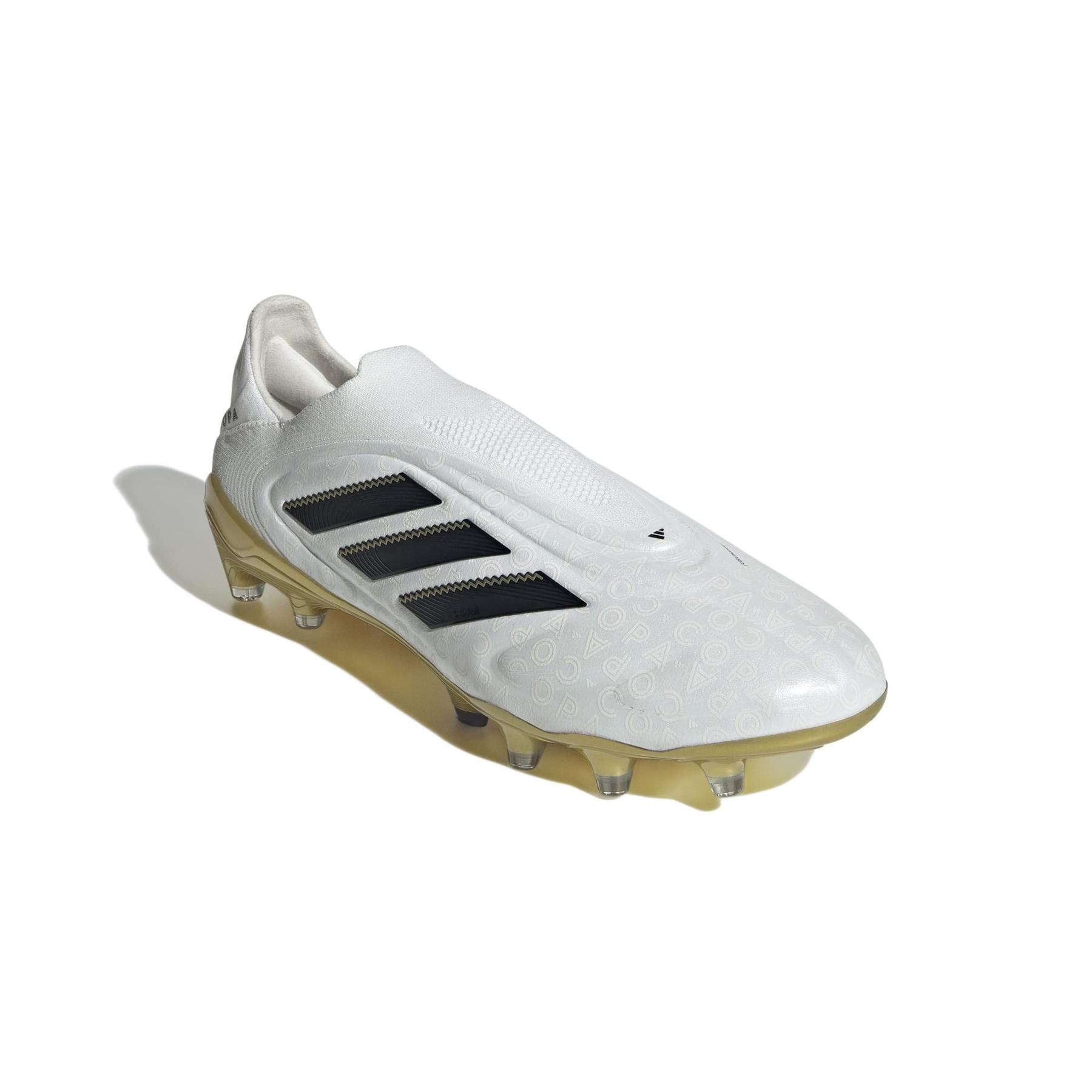 product/a/d/adidas_jh6301_5_footwear_photography_front_lateral_top_view_white-nw091625.jpg